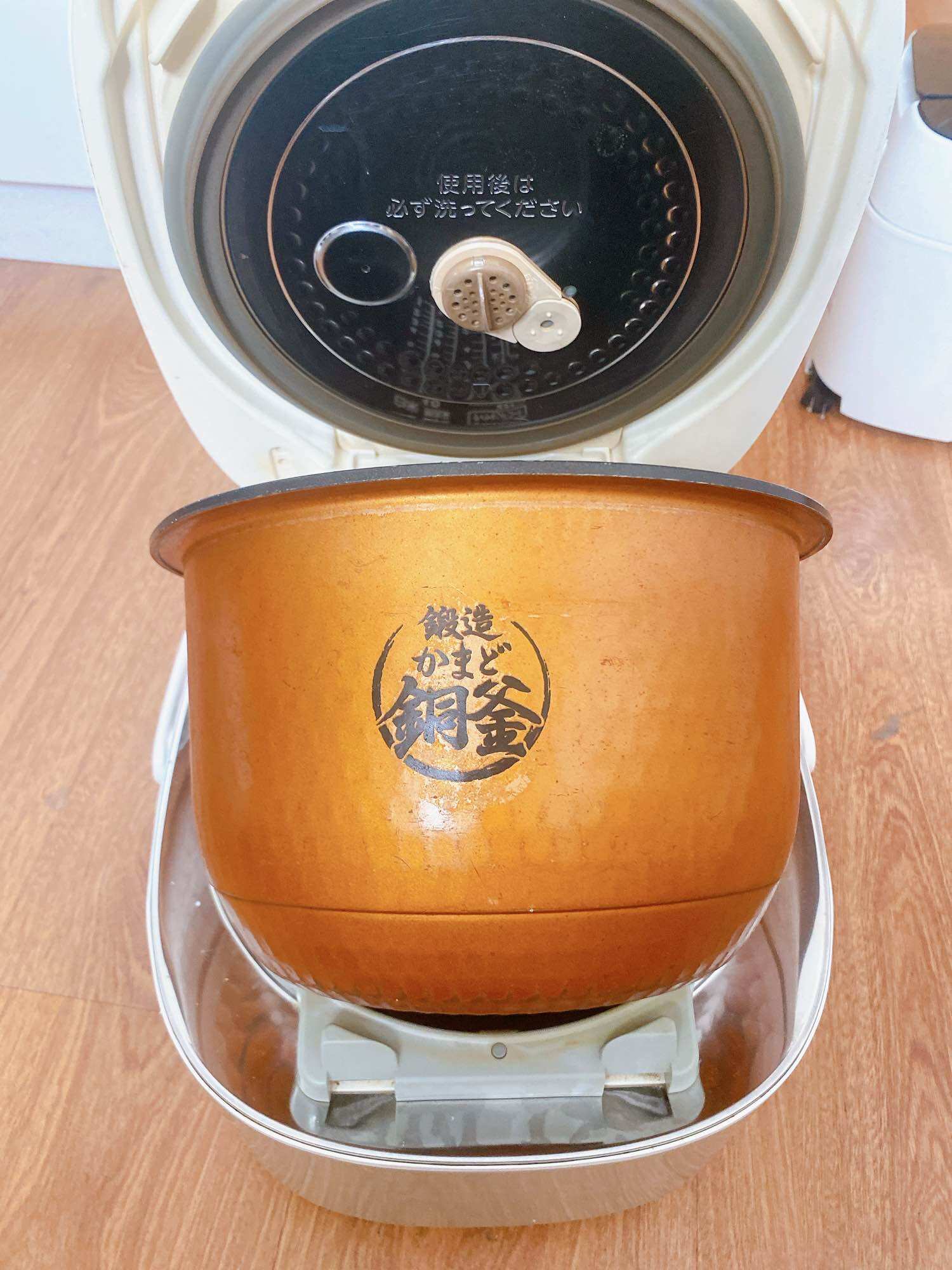 [1,8L] Nồi cơm điện nội địa Nhật Toshiba