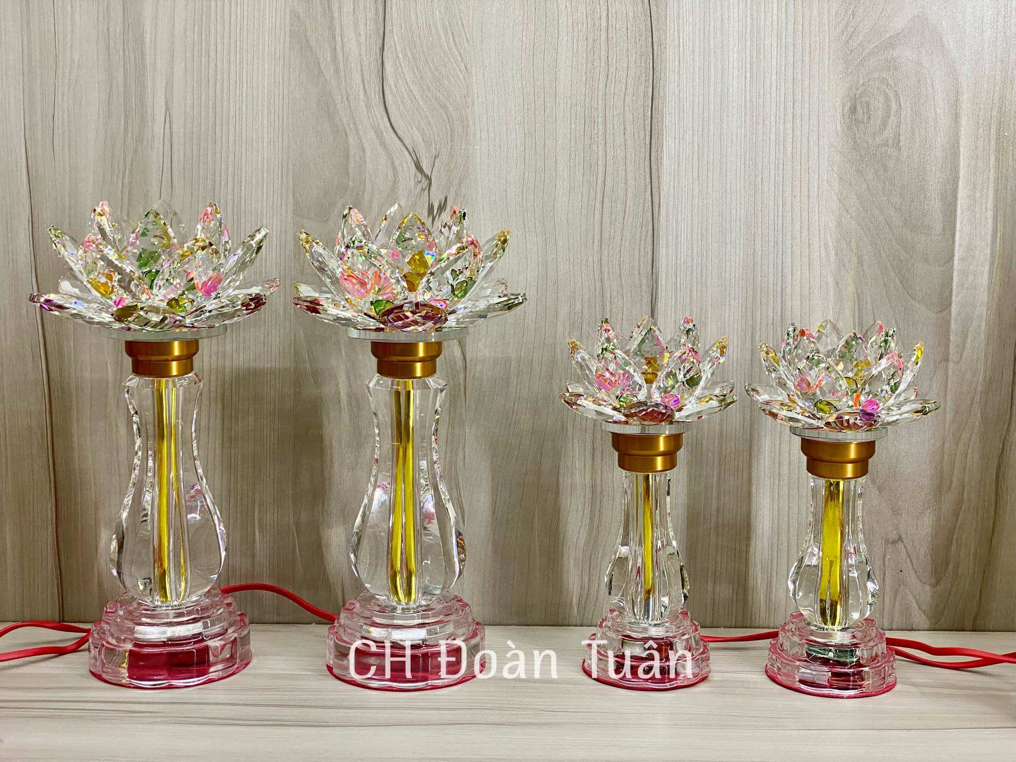 Cặp đèn thờ pha lê hoa sen đúc nguyên khối cao cấp - PL65-PL66