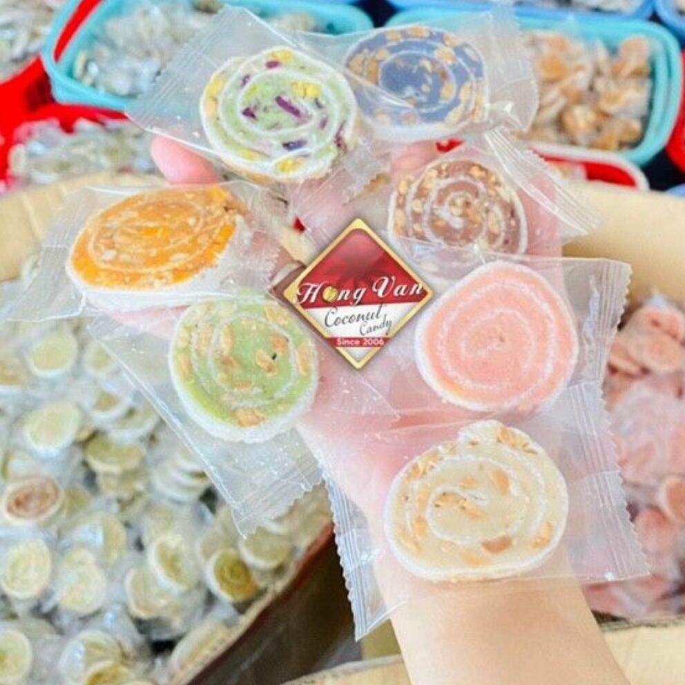 Kẹo dừa cuộn mix 7 vị Hồng Vân 500g