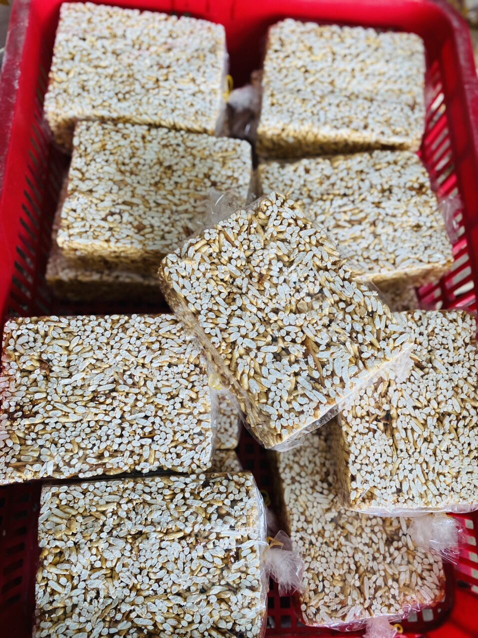 Cốm gạo nổ Miền Tây