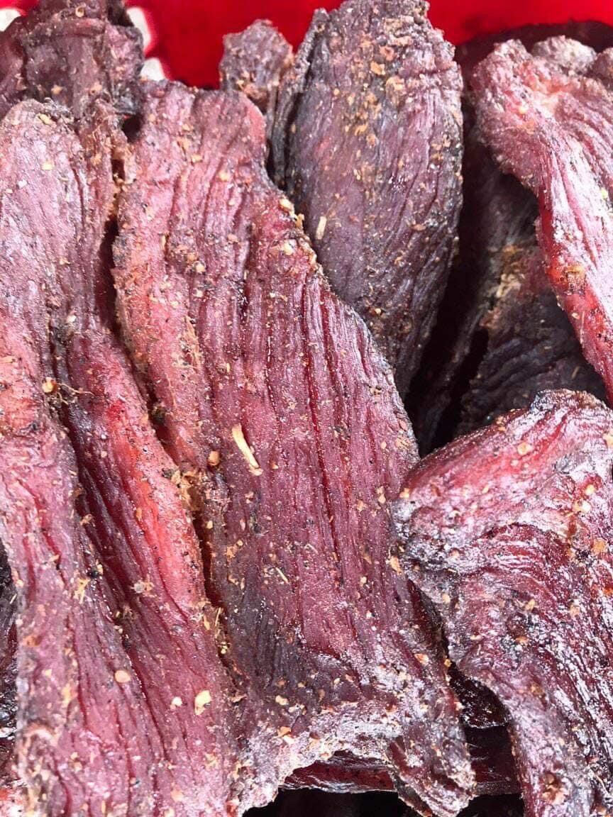 Thịt Lợn Khô Gác Bếp 1Kg Tặng Kèm Chẳm Chéo