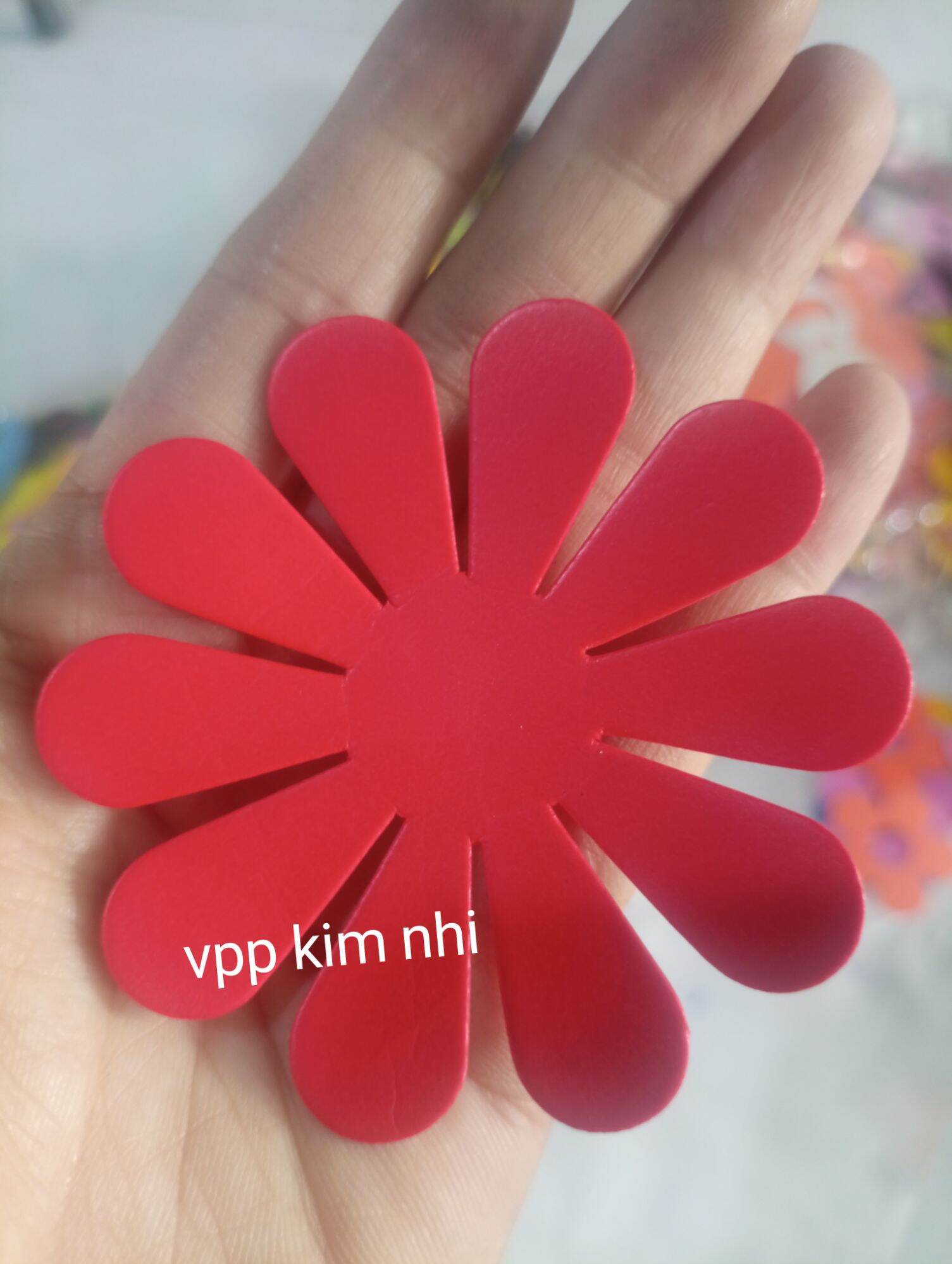 Sét 20 hoa xốp trang trí mầm non, dạy hoc steam, kích thước 5cm đến 7cm