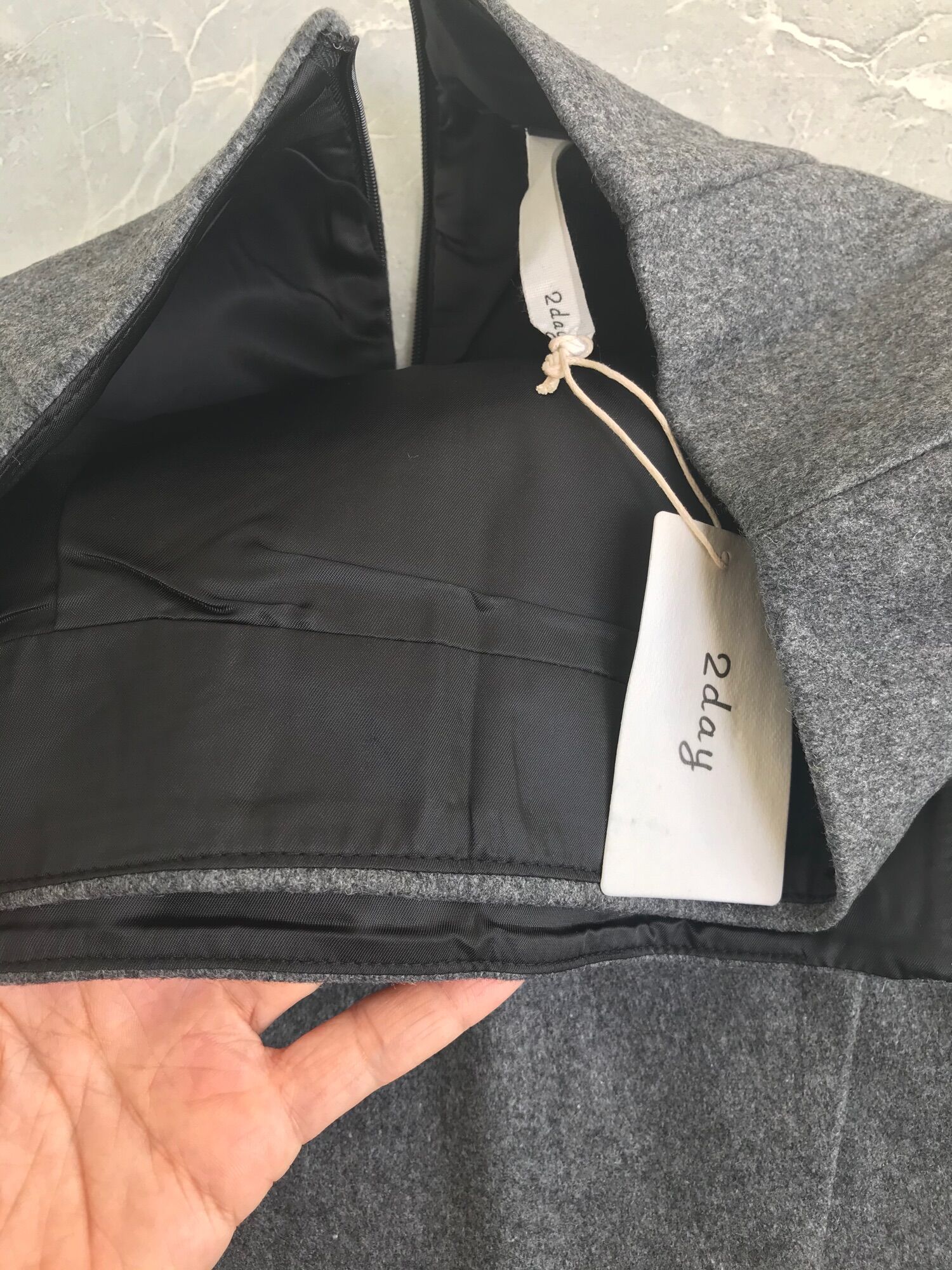 Chân váy chất nỉ màu xám đậm size S