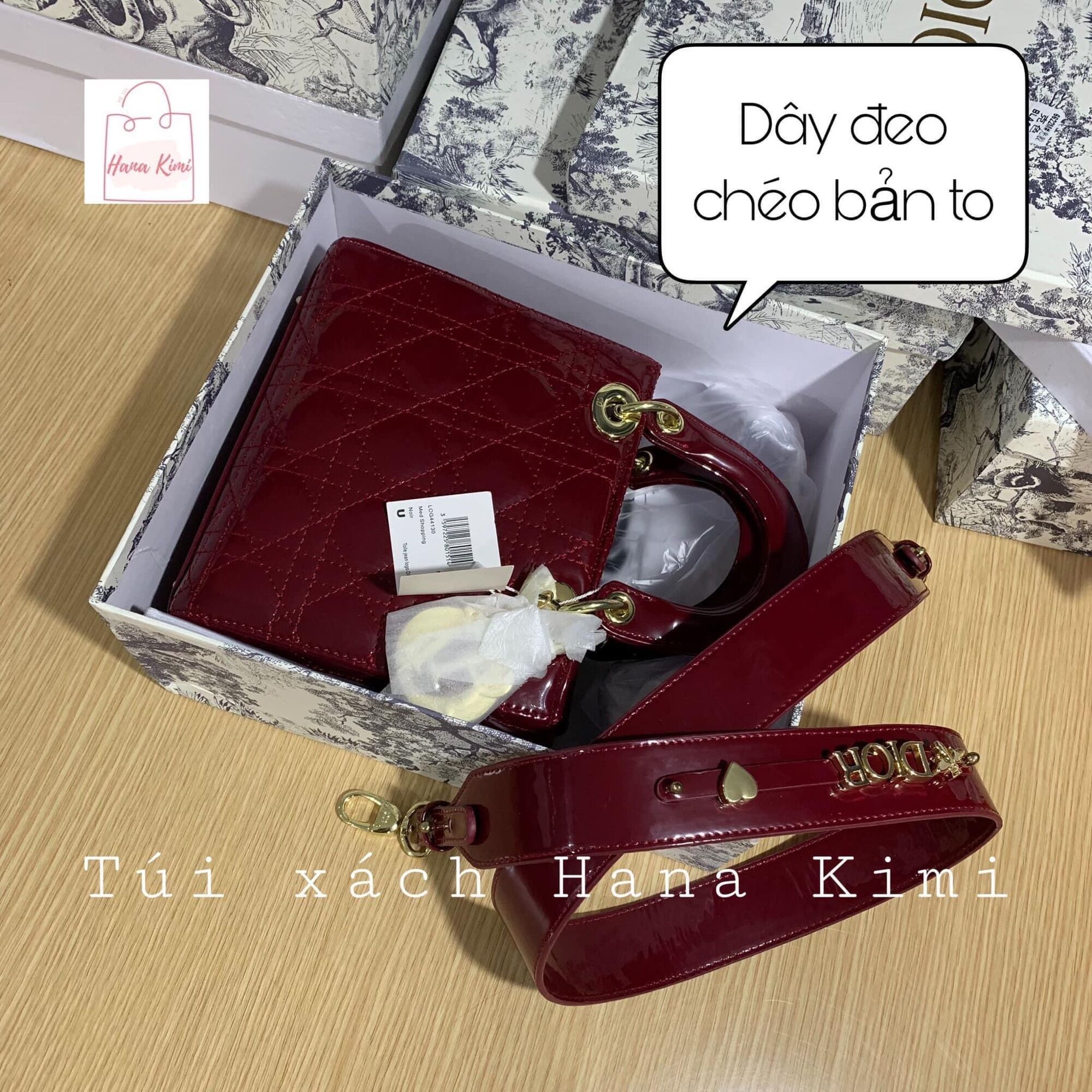Túi đeo chéo nữ D lady da bóng 3 ô