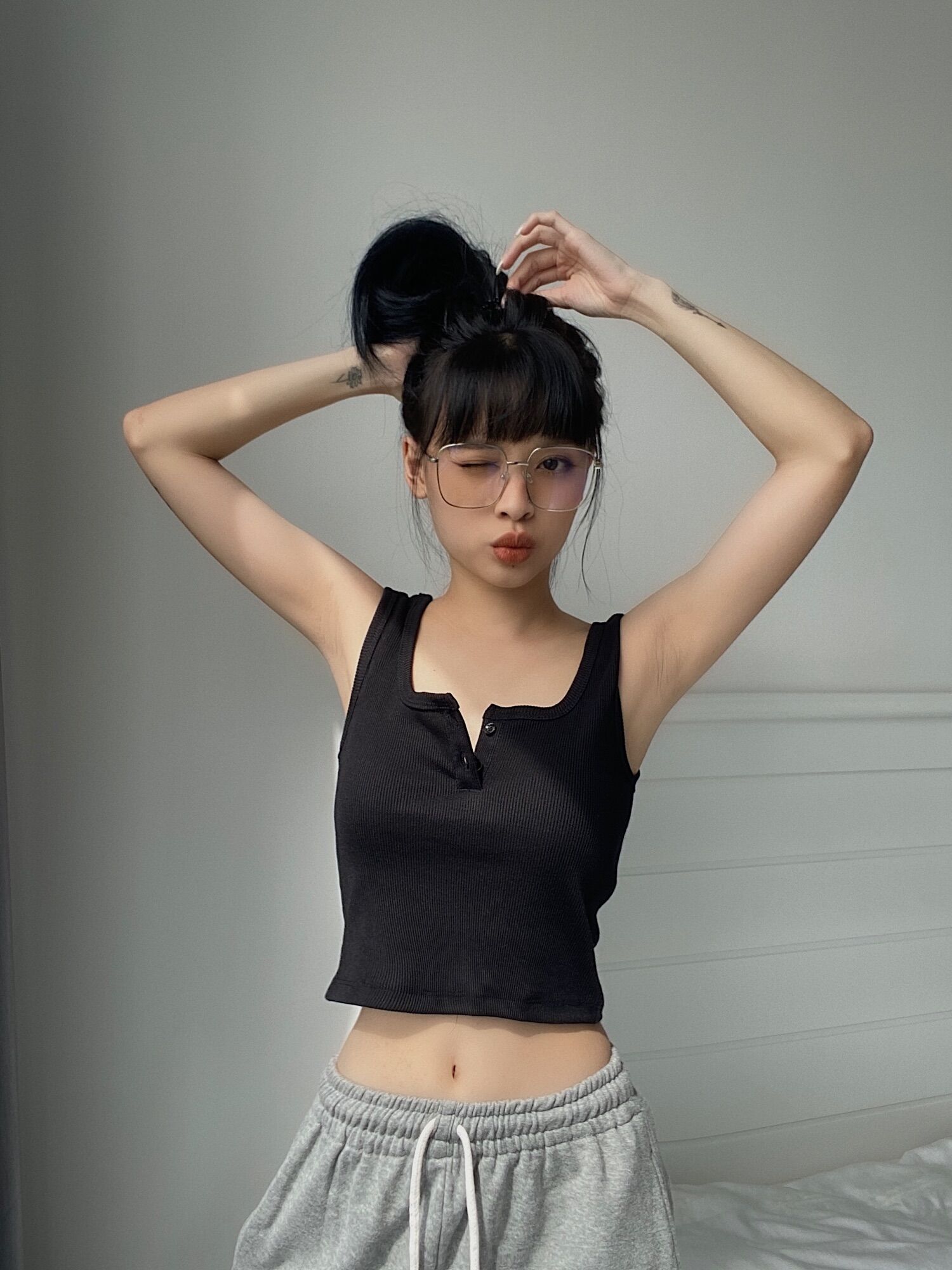 Áo ba lỗ sát nách nút gài Button Top
