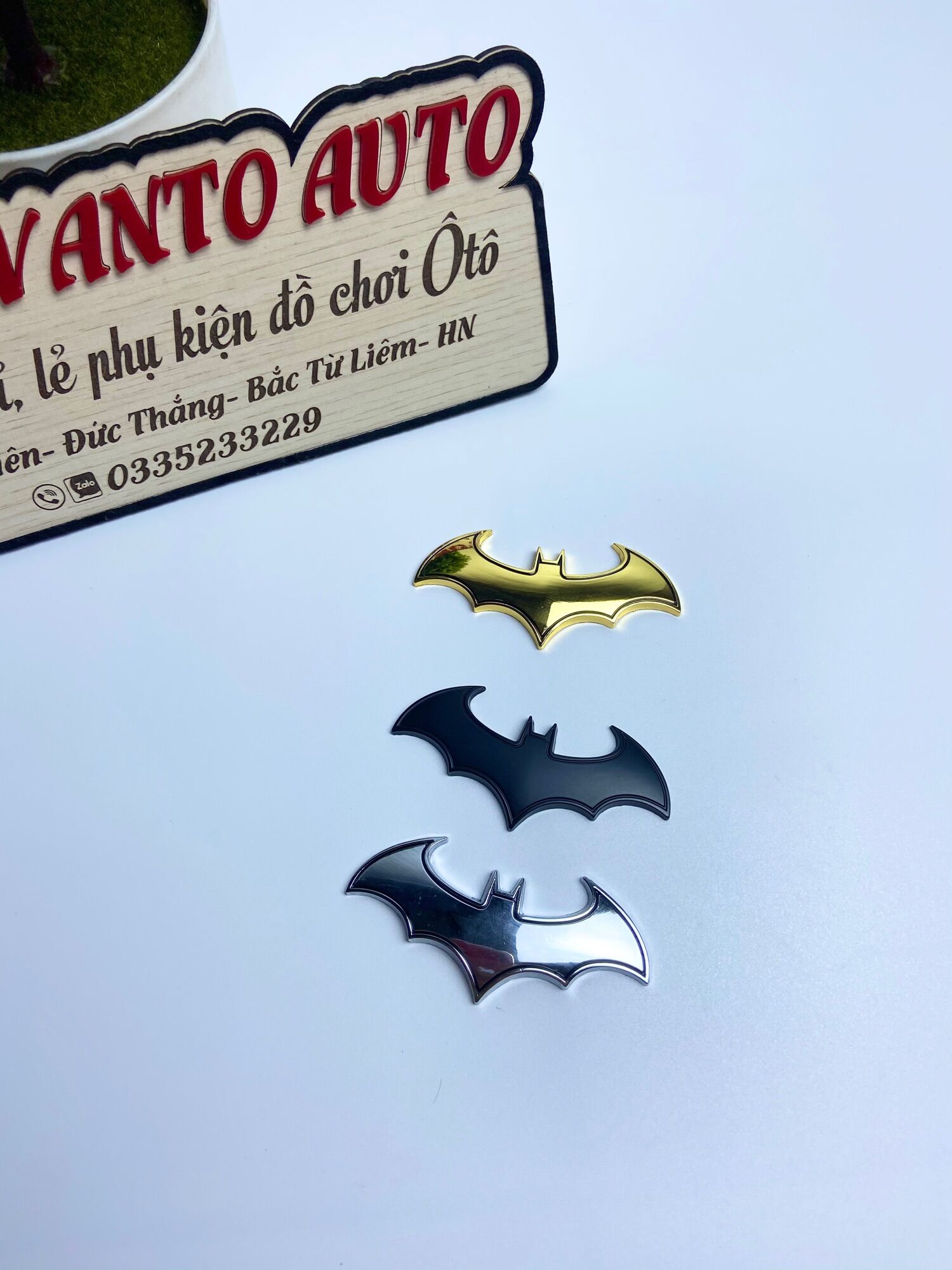 Logo BATMAN 3D Kim Loại Trang Trí Ô Tô
