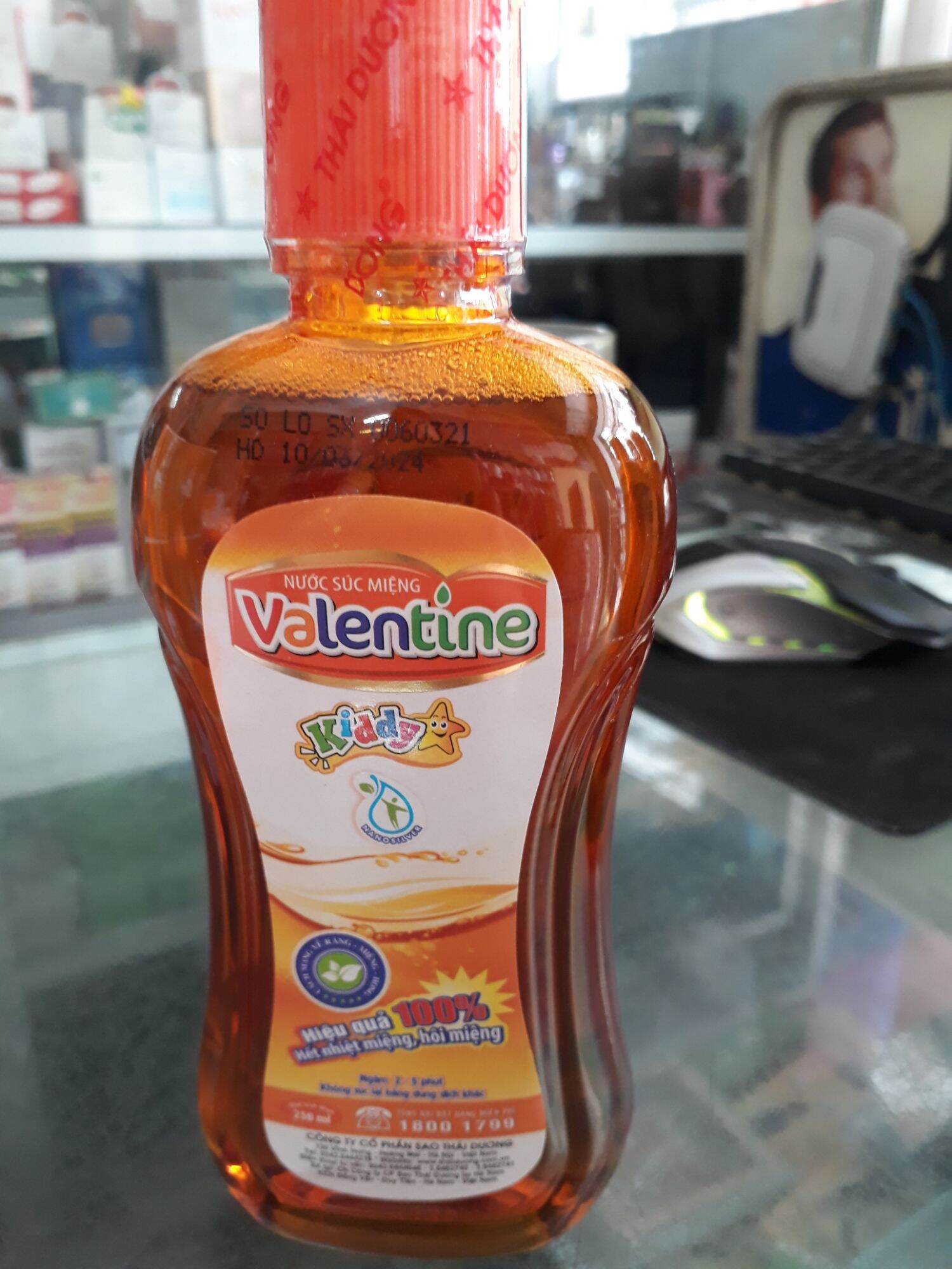 Nước xúc miệng Valentine 250ml