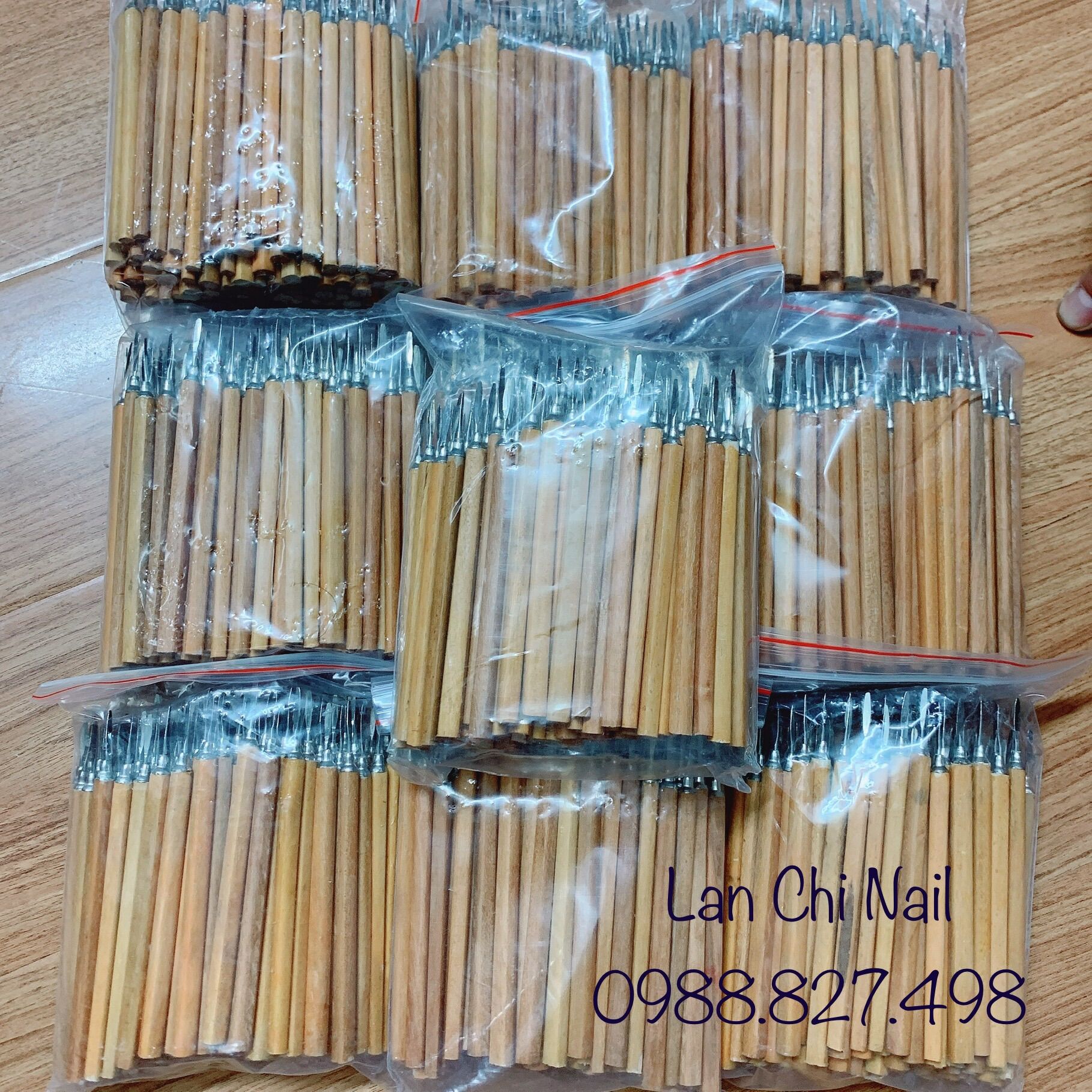 Lấy khoé móng tay chân cán gỗ, cây lấy khóe gỗ