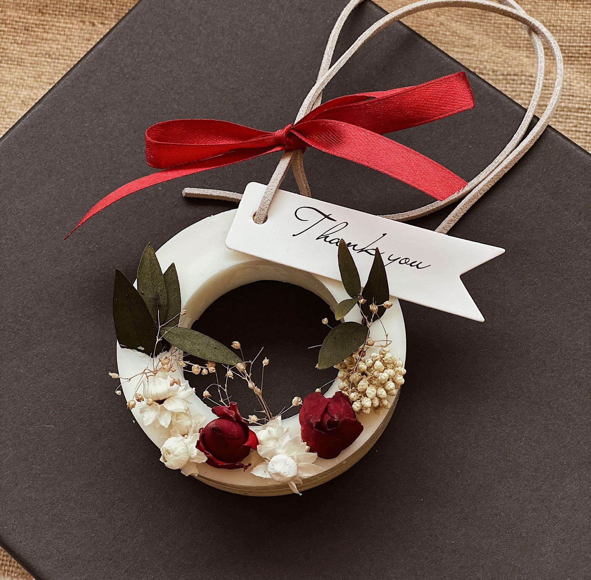 Sáp thơm phòng  cực xinh_ cực thơm_làm quà tặng- treo xe oto -trang trí