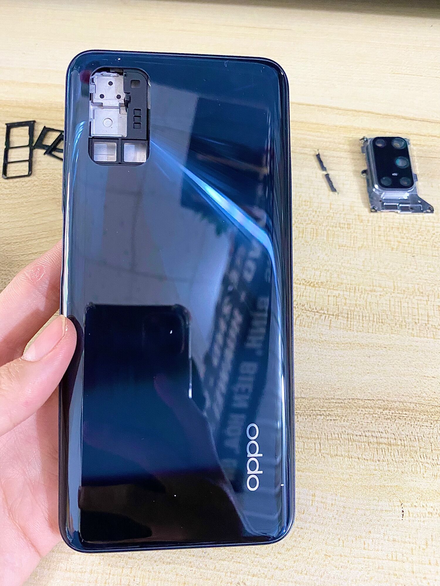 Bộ vỏ sườn oppo a52/ a92 zin hàng cao cấp.