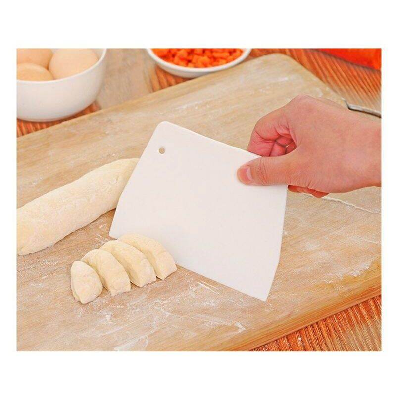 Dụng cụ vét bột cắt bột bánh