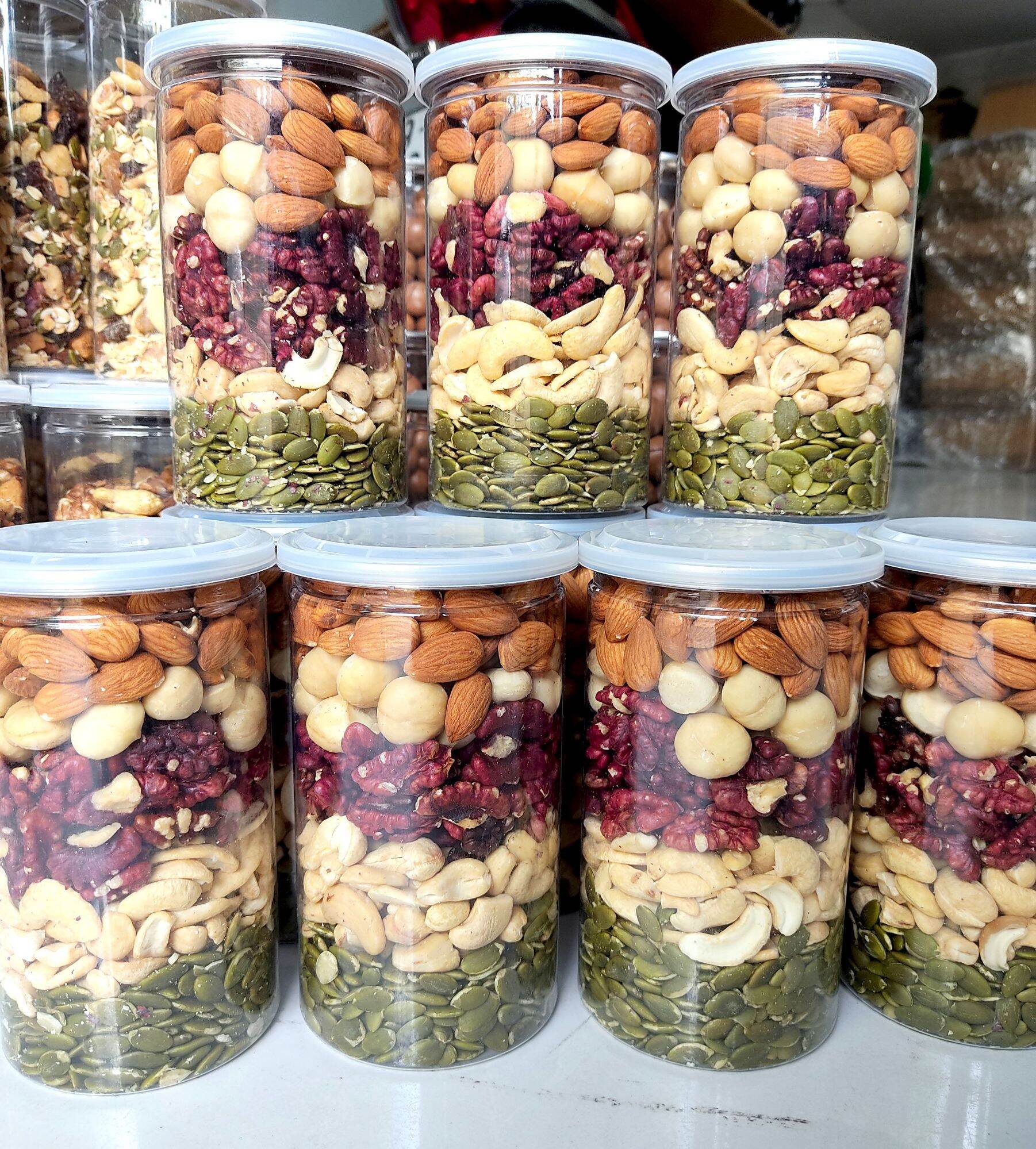 Hạt Dinh Dưỡng 500g- Mix 5 Loại Hạt (macca, óc chó đỏ, hạt điều, hạt bí, hạnh nhân)