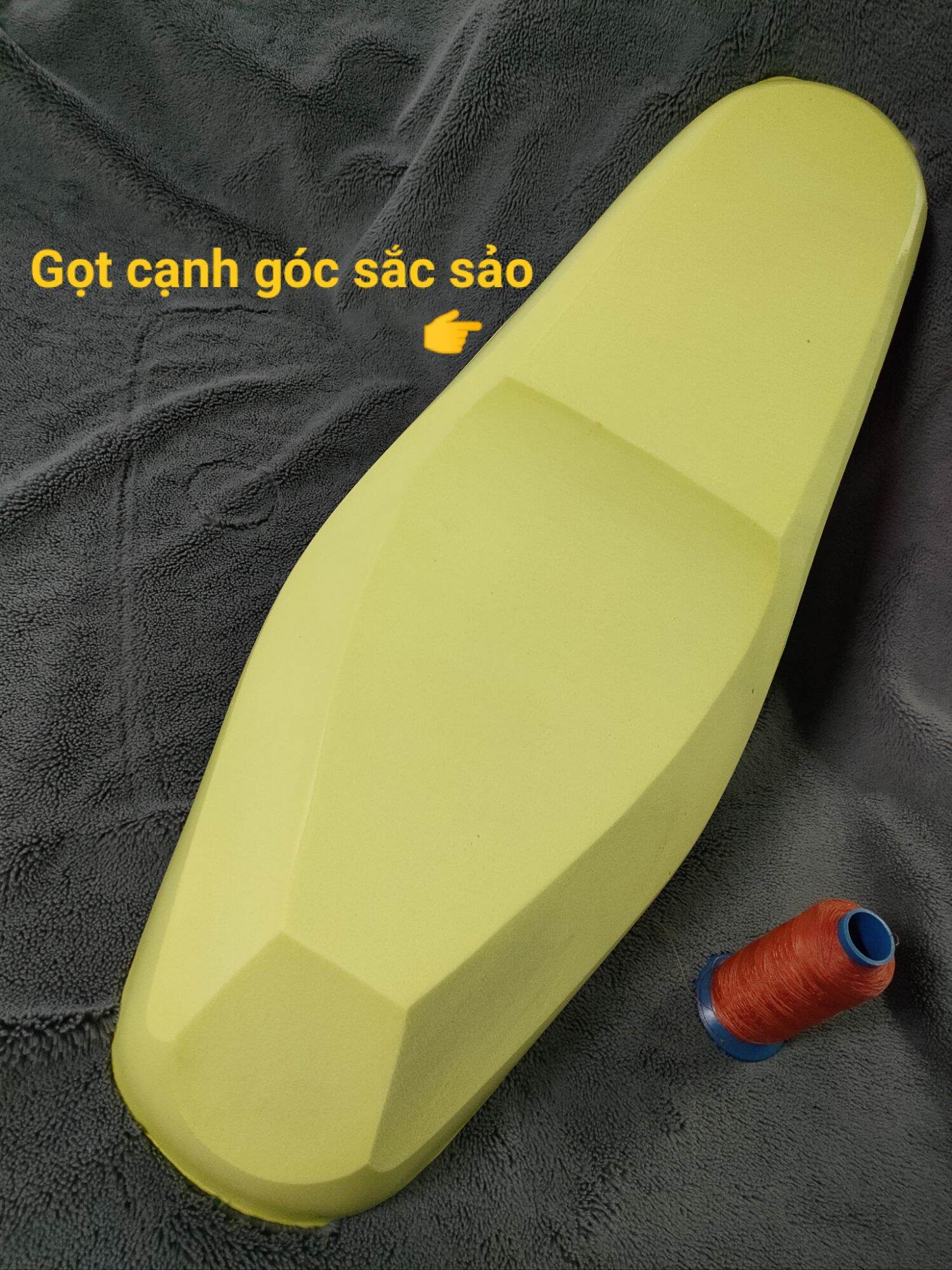 Nệm yên xe Future 2 gọt cạnh góc sắc sảo loại tốt