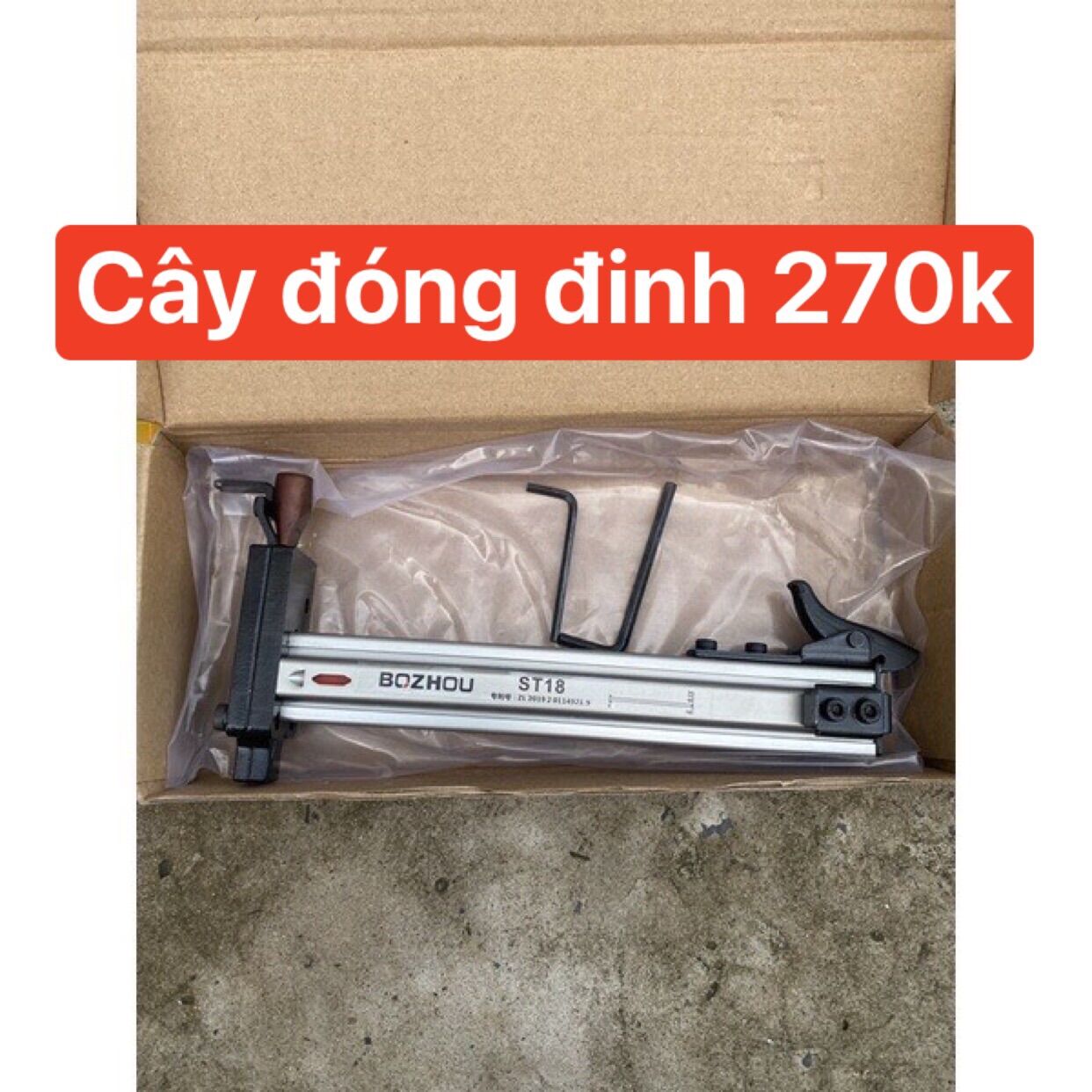 Dụng cụ đóng đinh thủ công ST18
