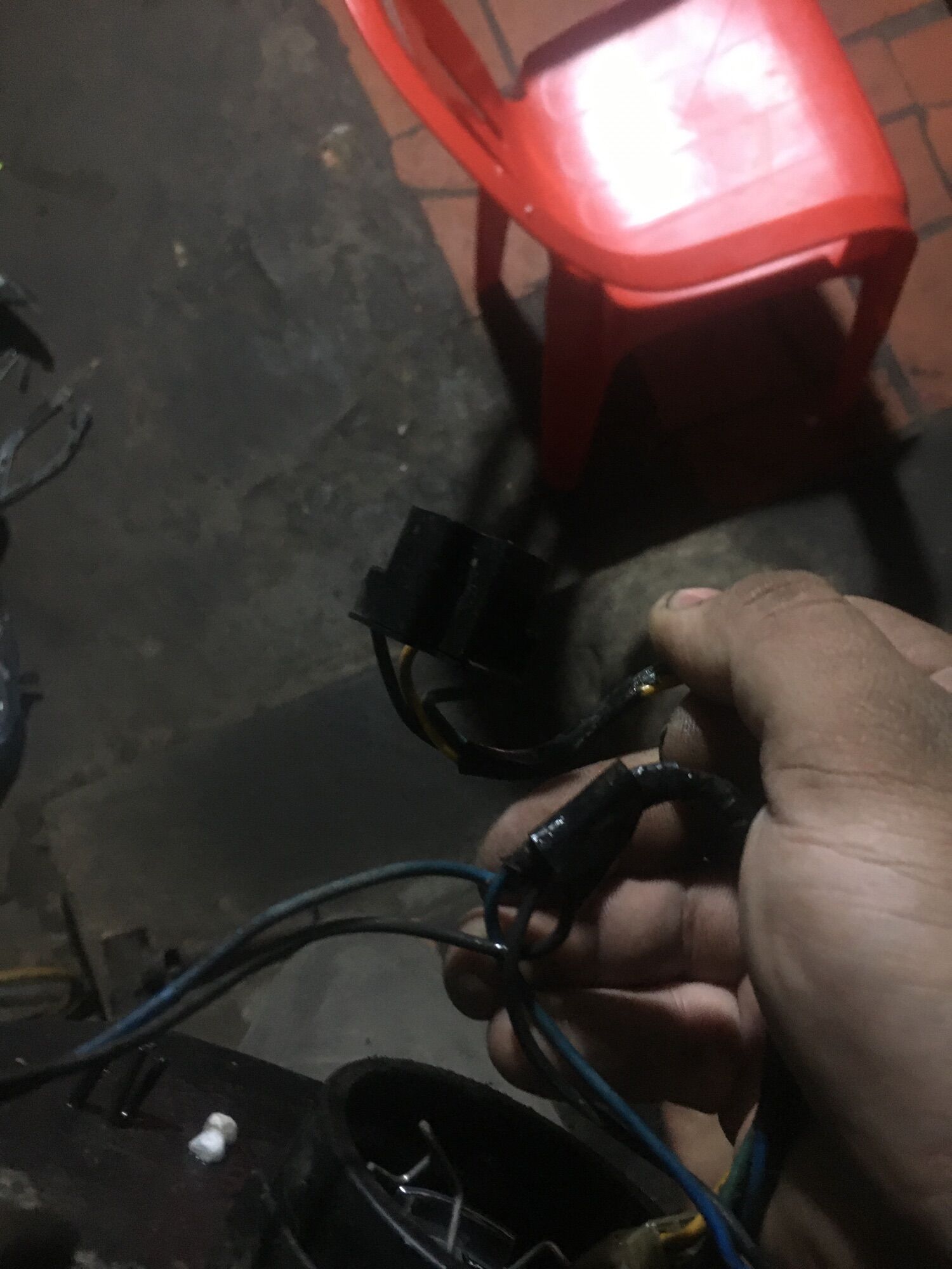 Đuôi đèn zin novo lx novo 4