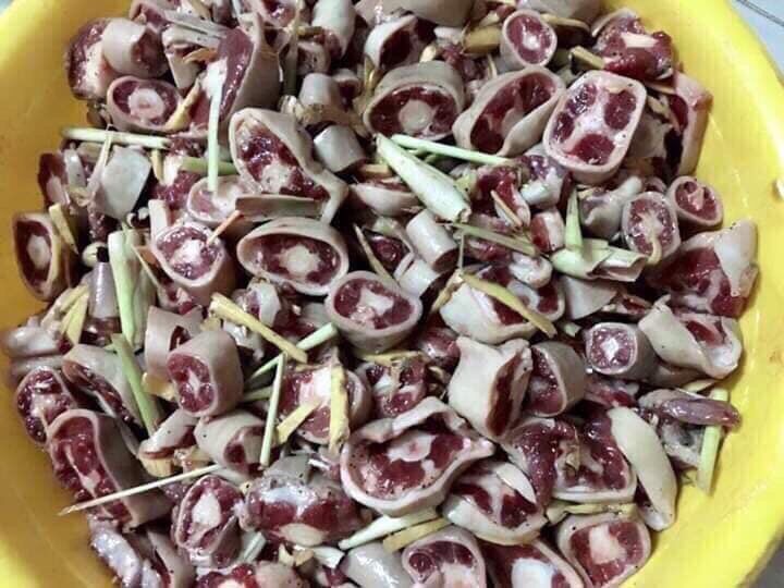 1kg thịt Đuôi Bò cắt khúc (giao nhanh 2h tphcm)