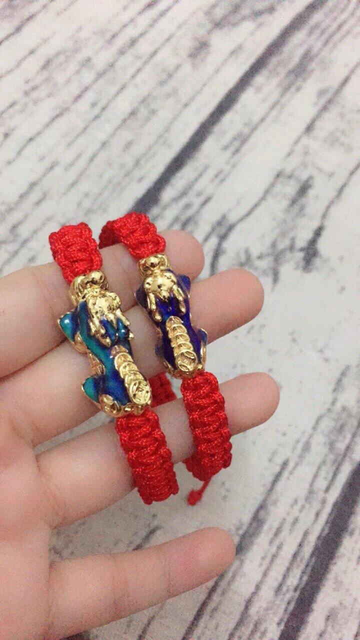 Vòng đeo tay phong thủy tỳ hưu đổi màu