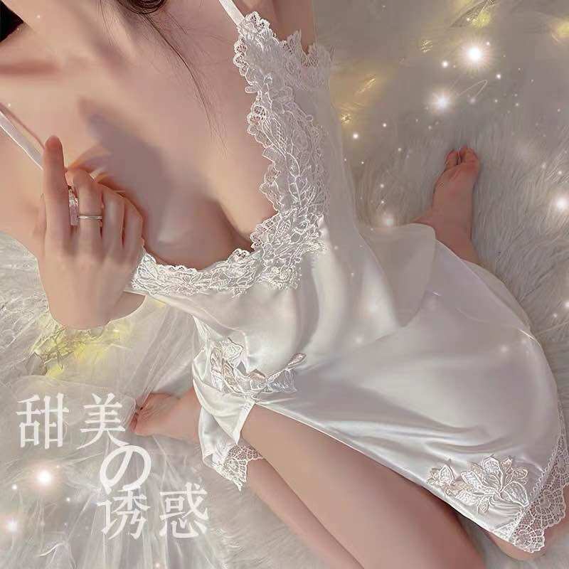 SẴN - Đầm ngủ trắng quyến rũ