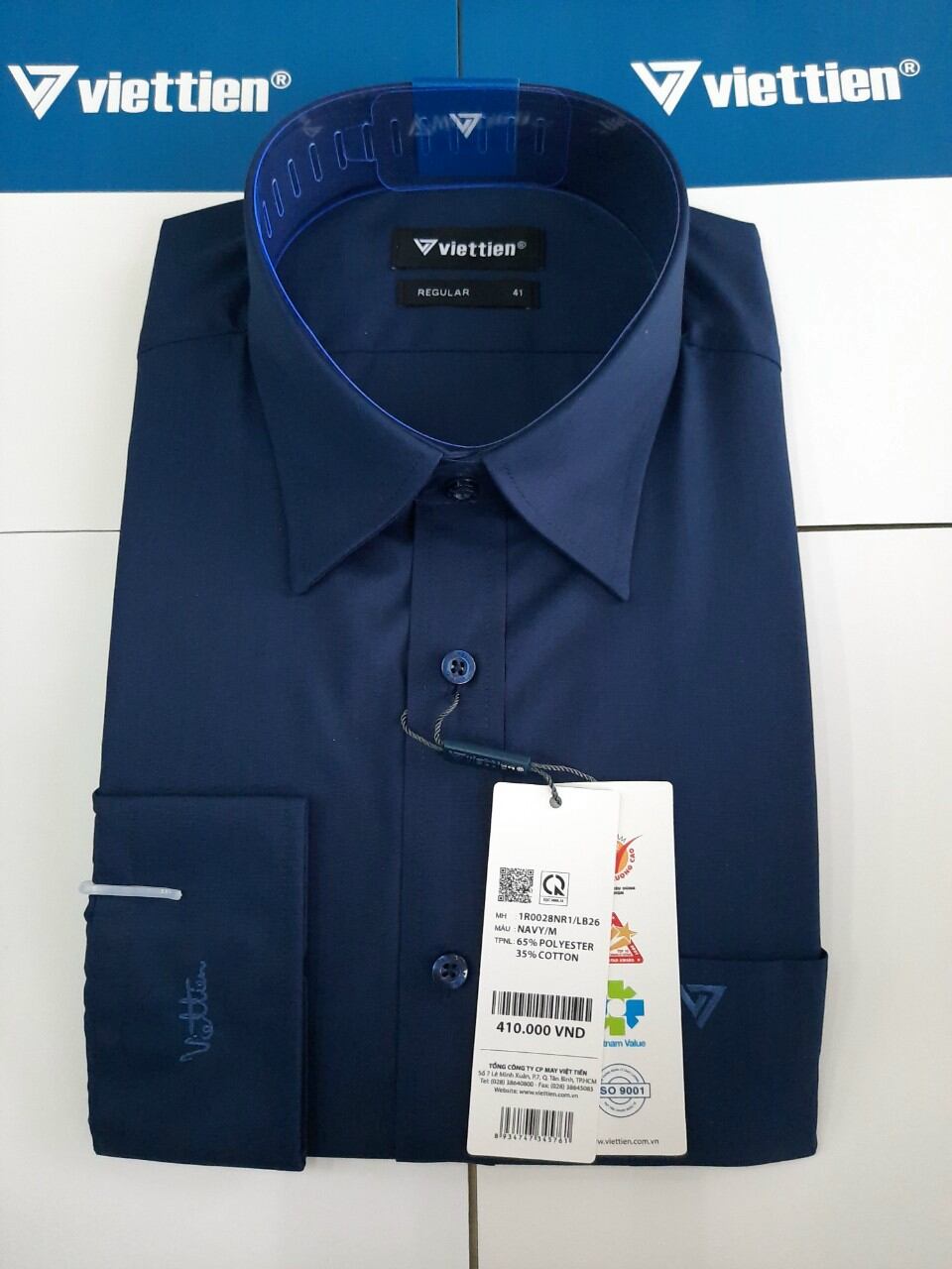 Áo màu xanh than Việt Tiến tay dài