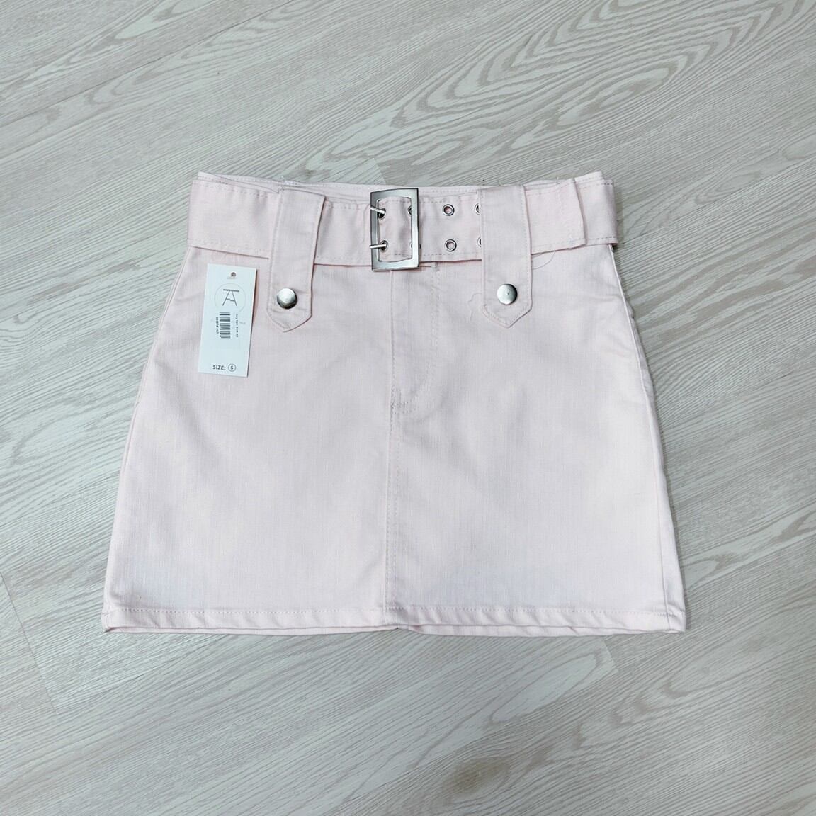 Chân Váy Kaki Ngắn Kèm Nịt