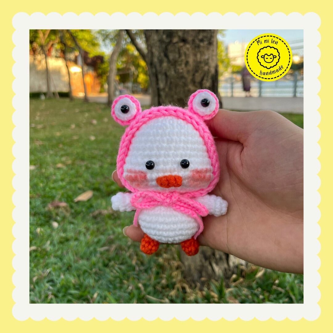 [mimi_len29] Móc khoá bé vịt đội mũ ếch cute đáng yêu