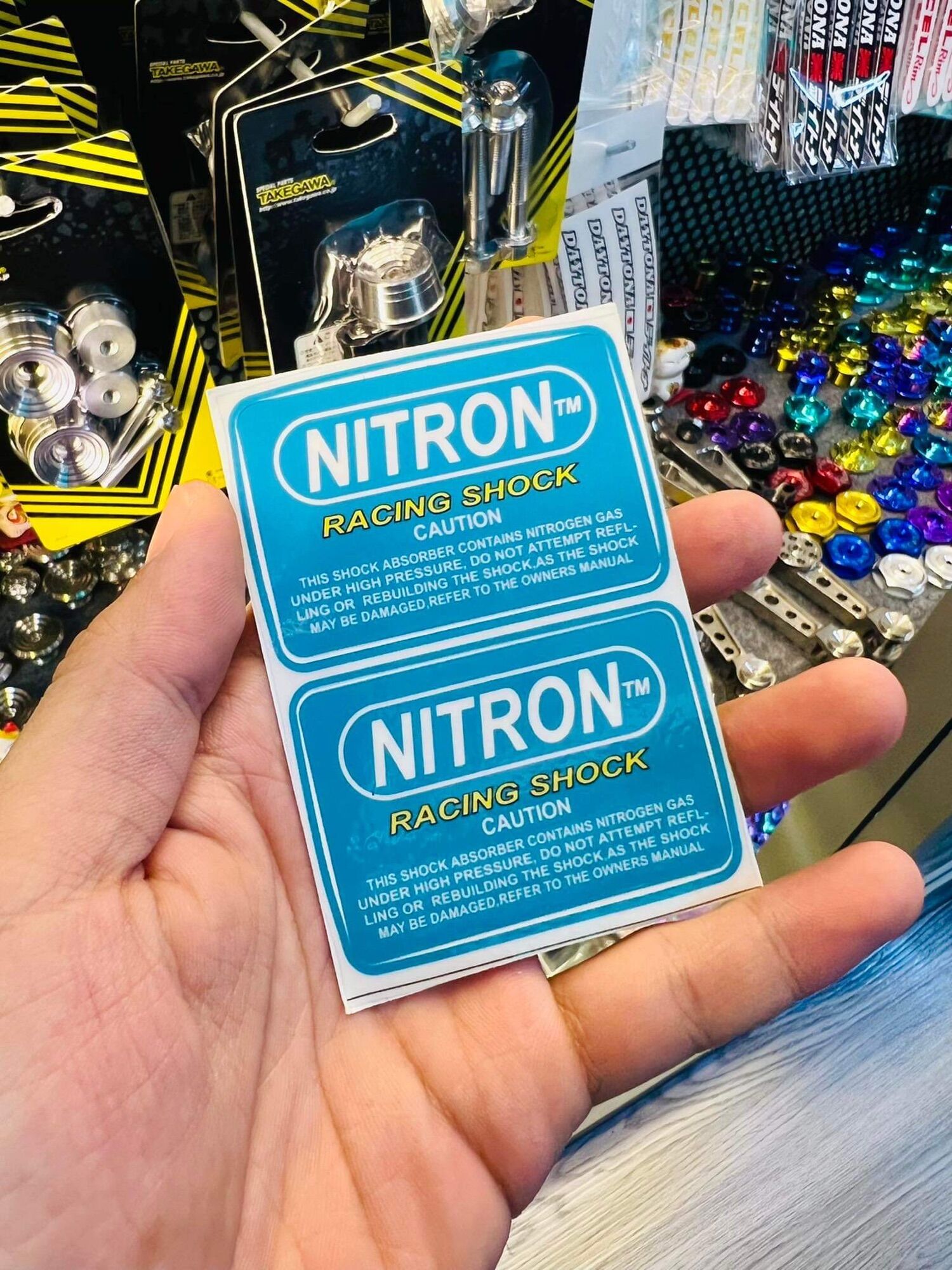 Tem sticker nitron trong suốt