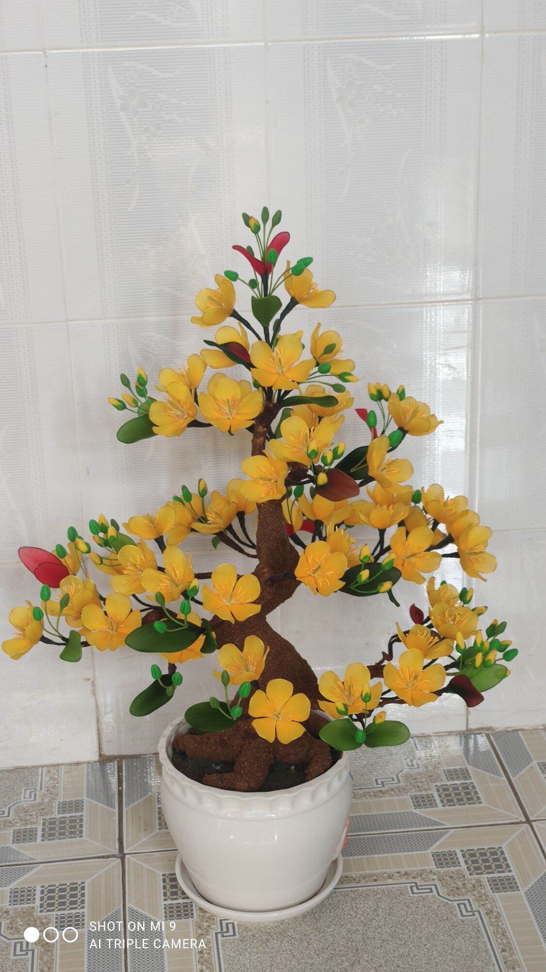 Hoa mai (3 lớp vải voan) đèn chớp 4 màu