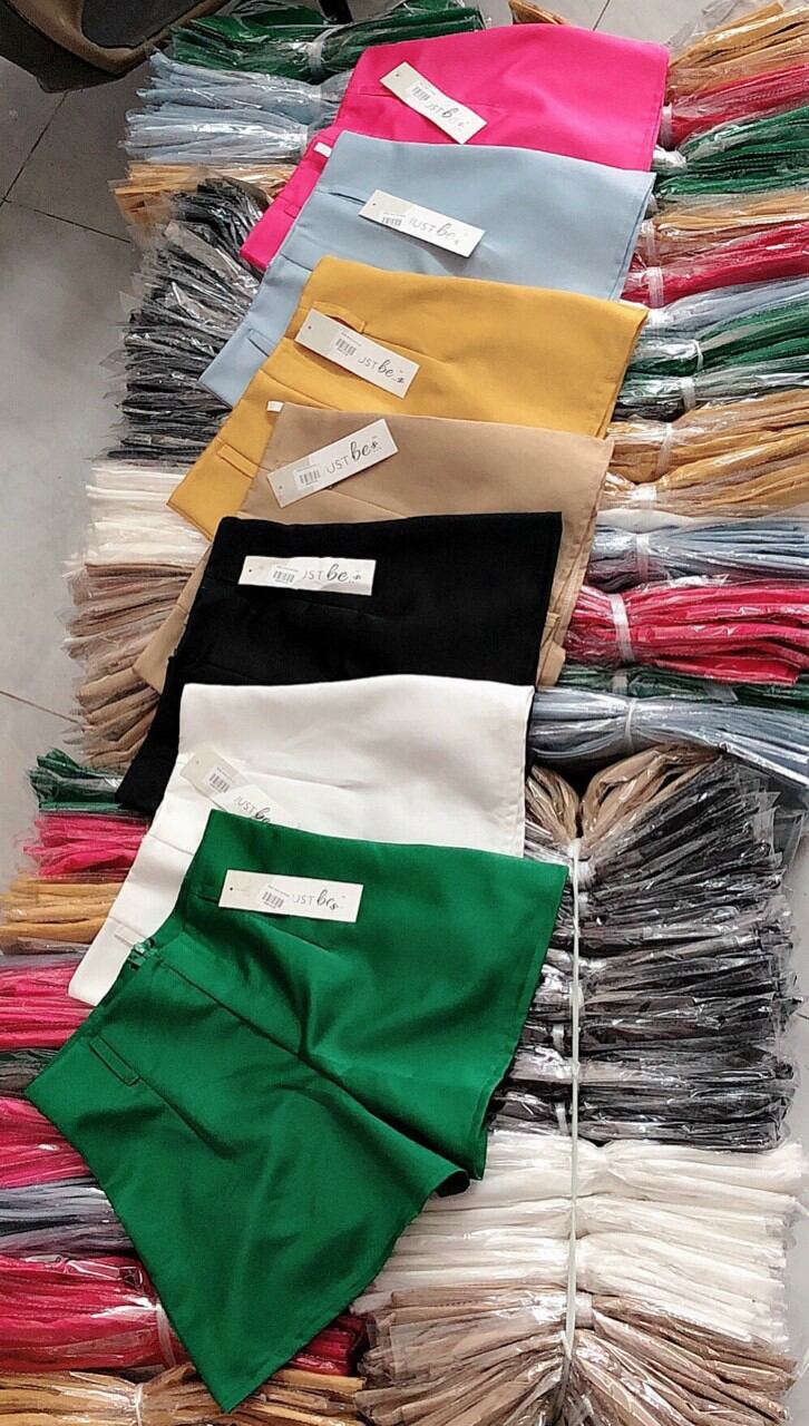 Quần Short Vải Bóng