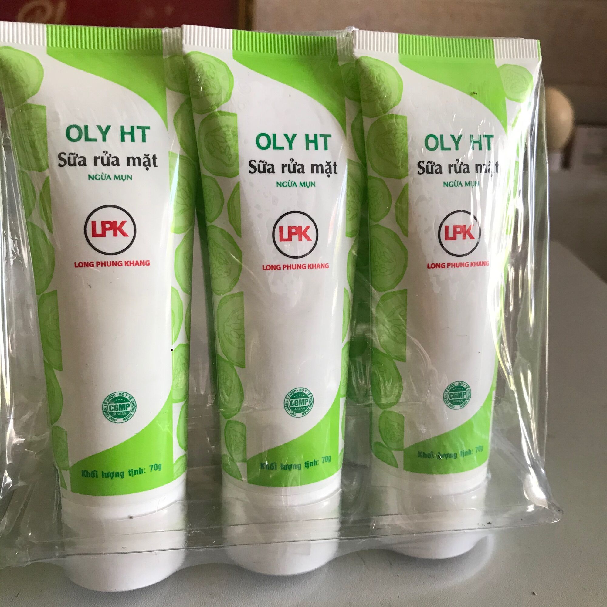 Sửa rửa mặt oly ht ngừa mụn 70g