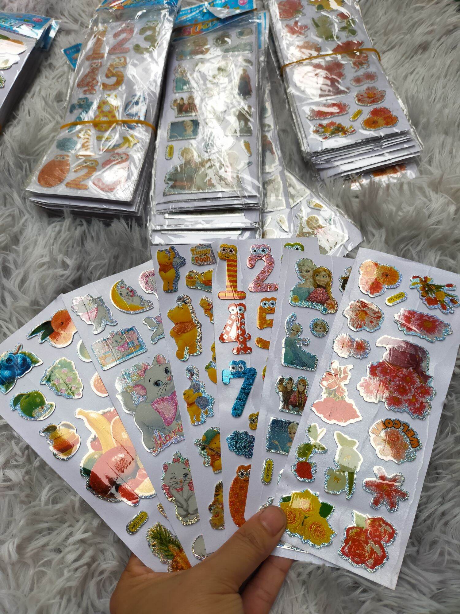 combo 10 tờ dán nổi sticker điện thoại đủ hình