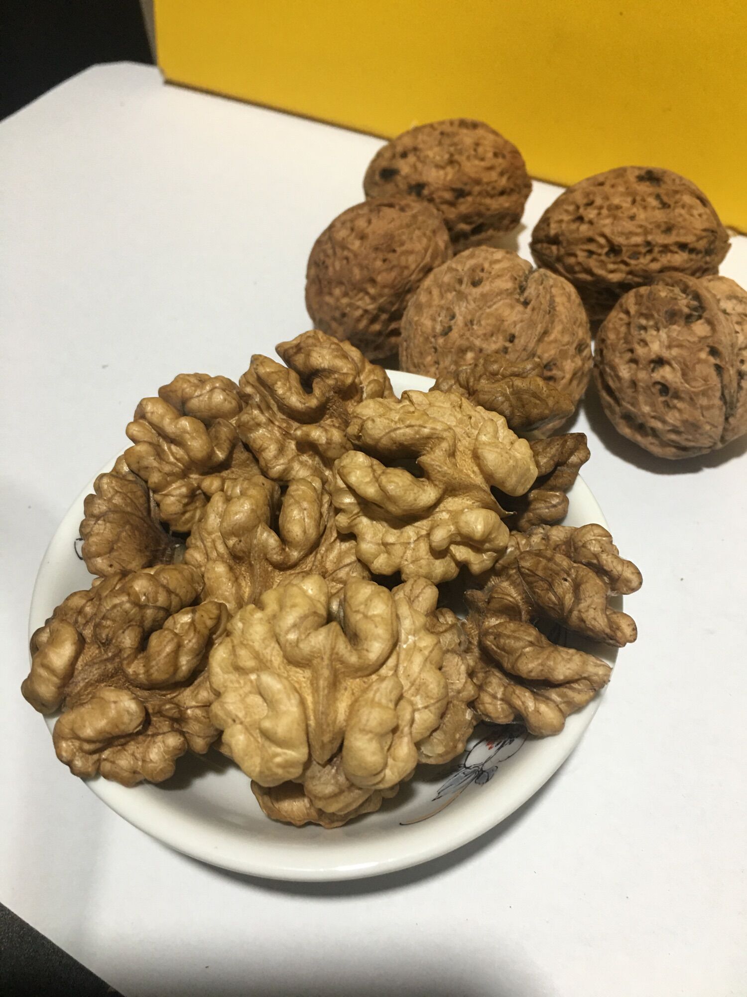 Quả óc chó nếp 500g
