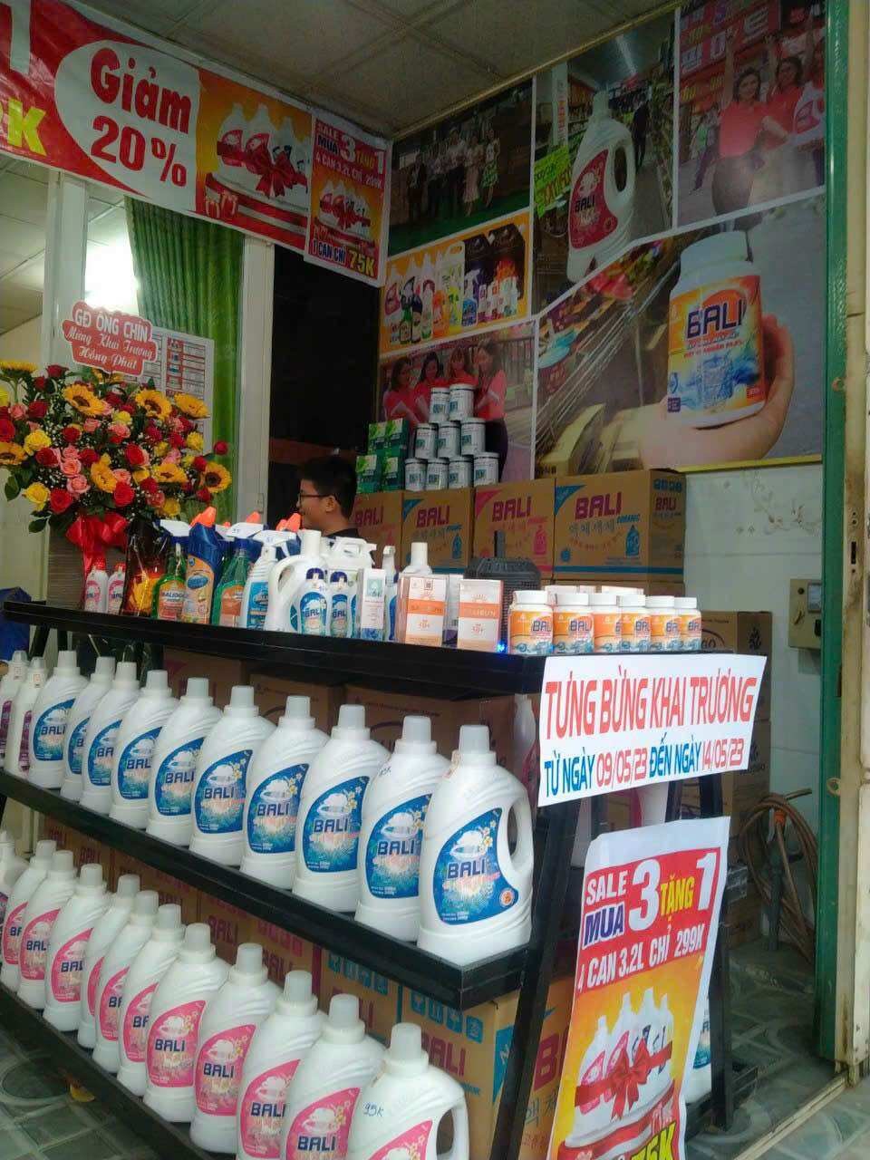 Xịt quần áo, xịt phòng