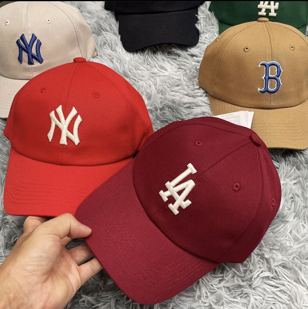 Mũ MLB full màu ( hàng xuất chuẩn)