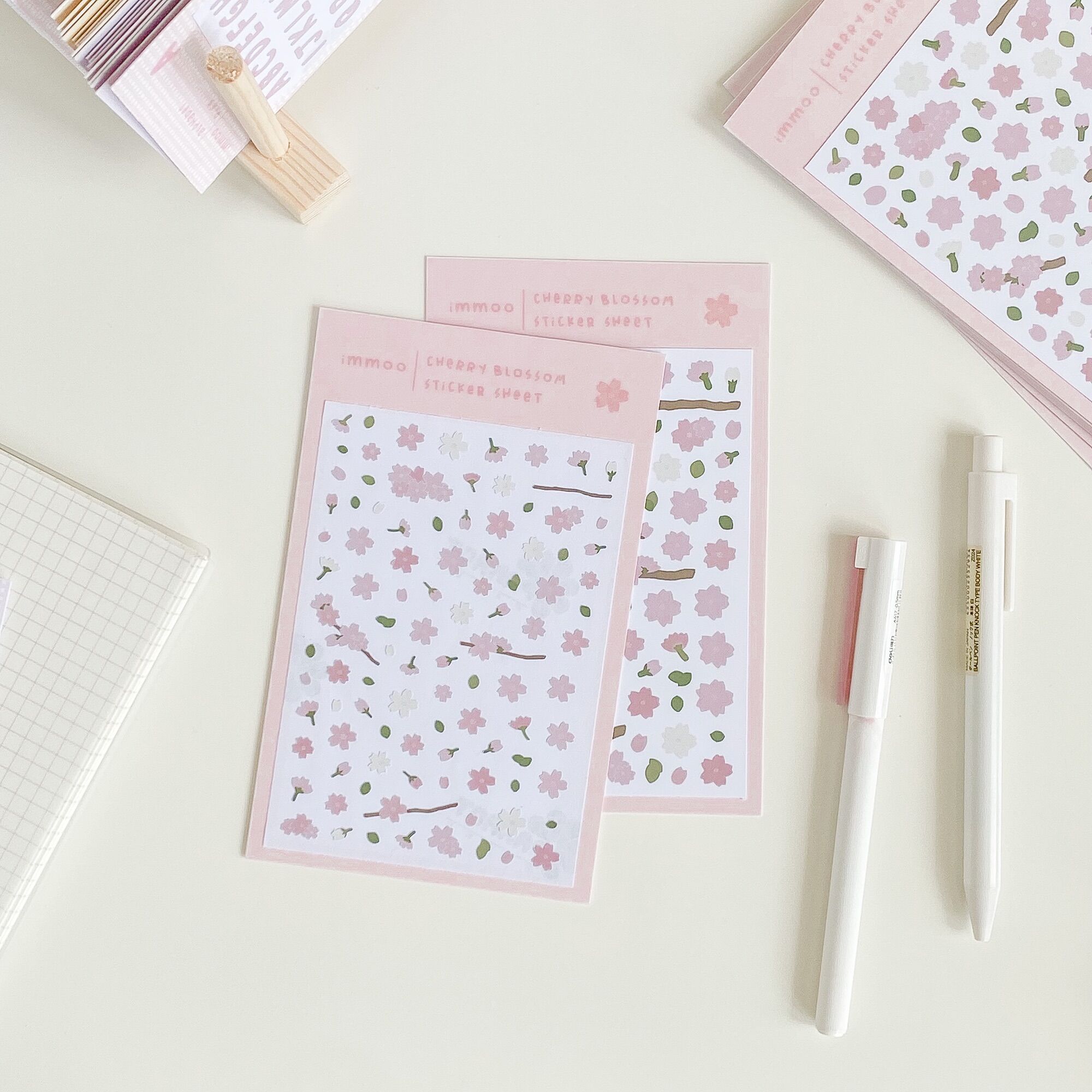 Hình dán / sticker hoa cherry blossom | immoo |