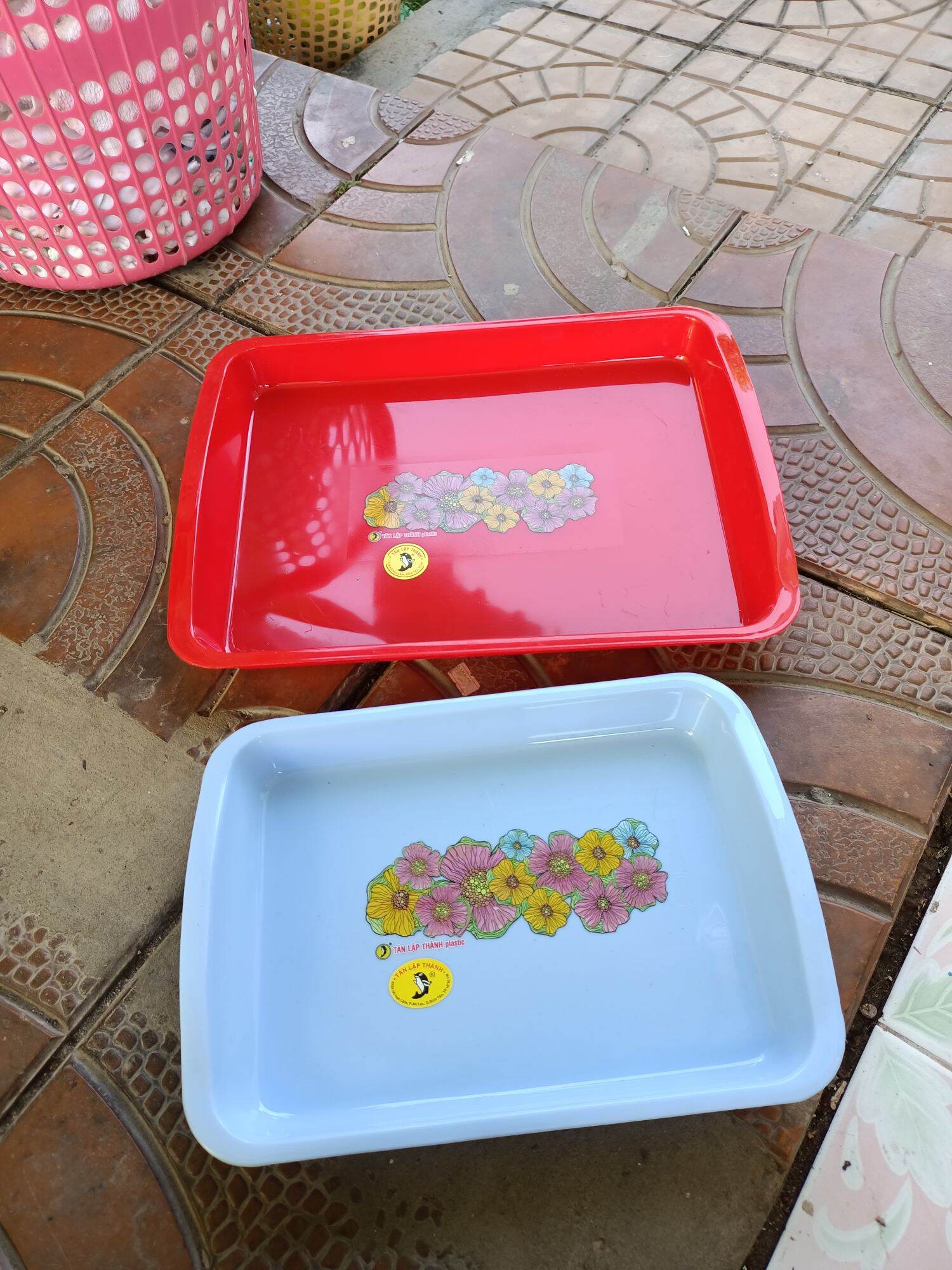 mâm nhựa chữ nhật lớn 35,7x26,5cm