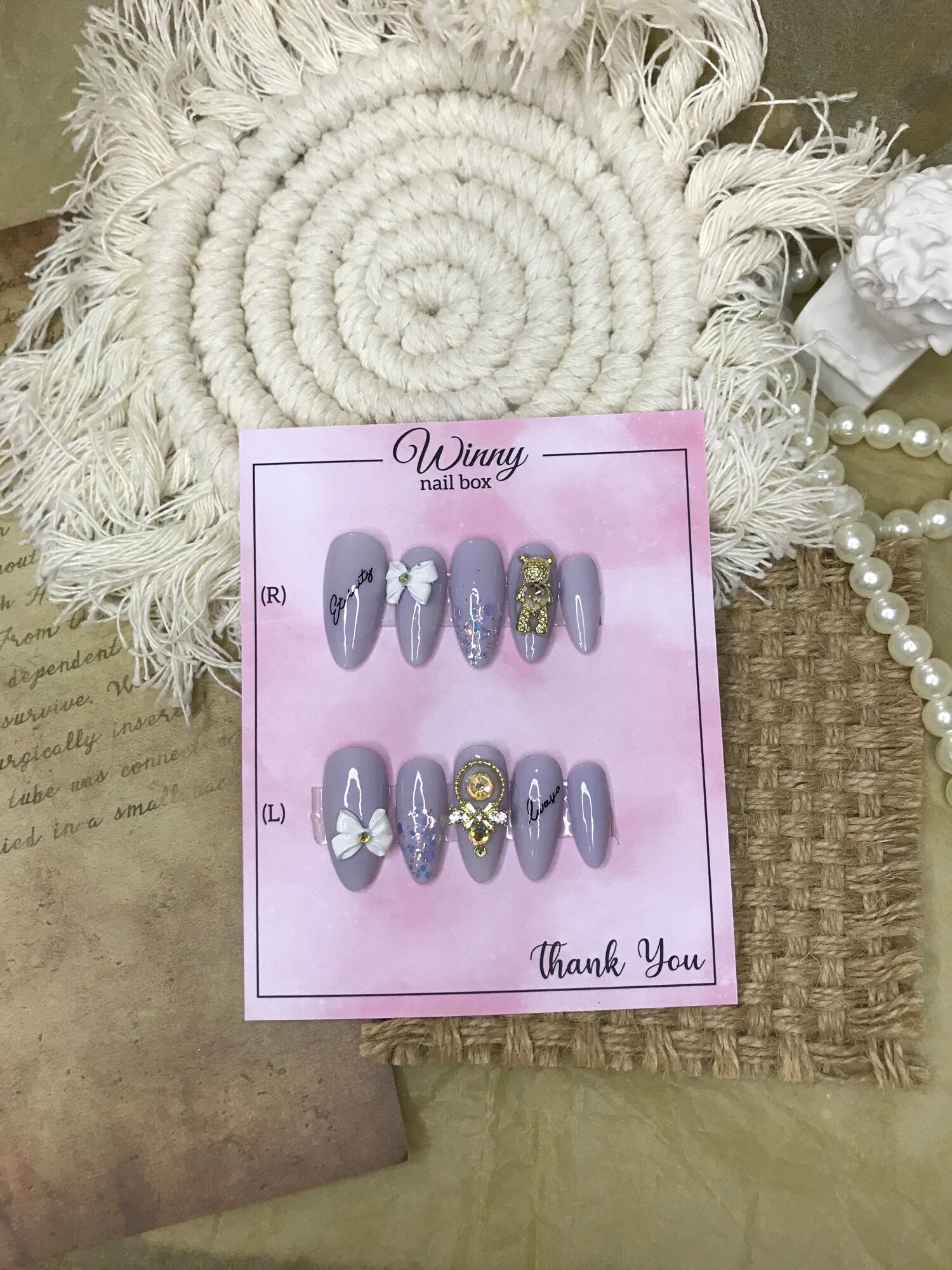 Nailbox móng up móng giả xám nhạt charm gấu
