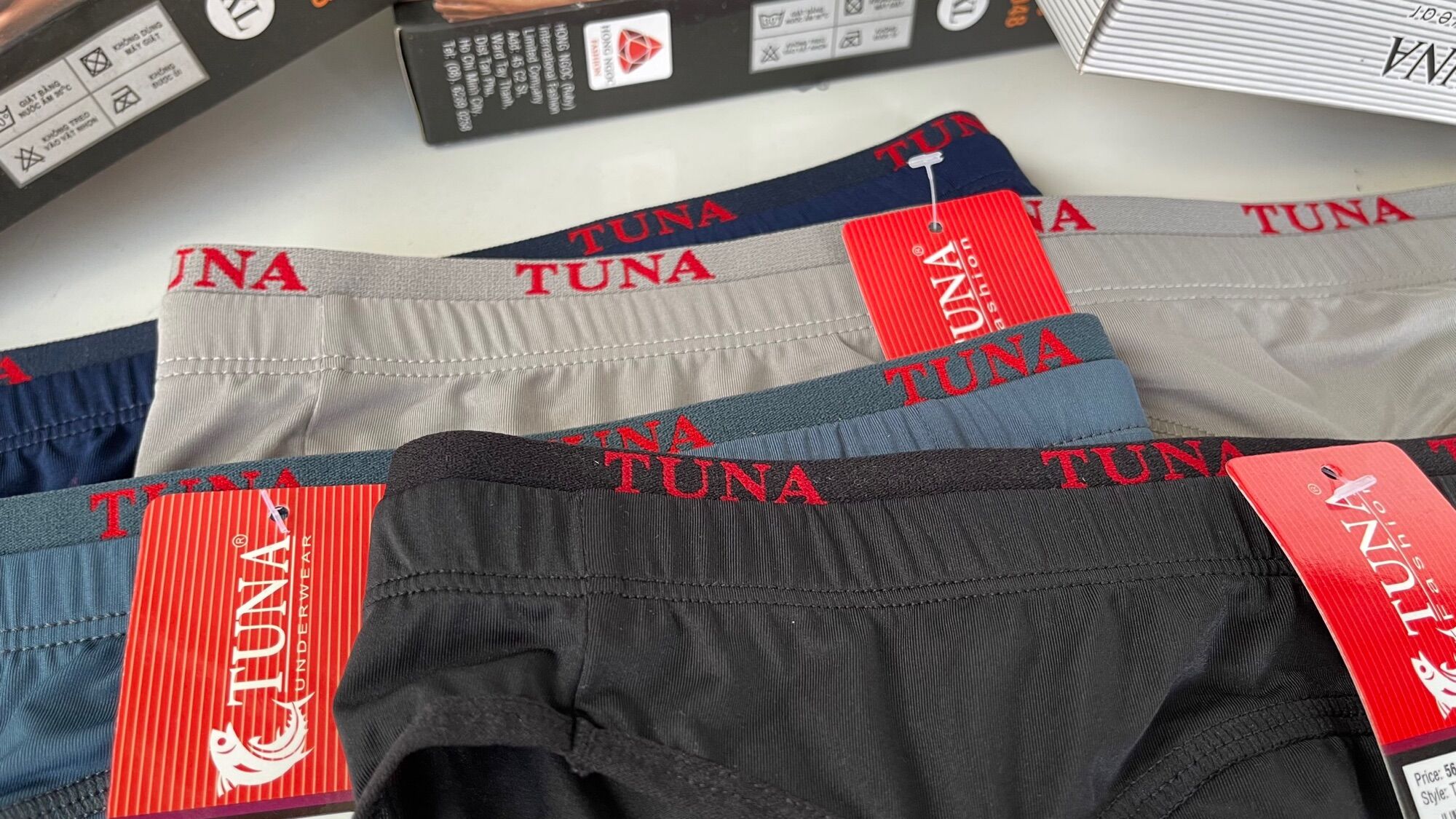 Quần lót nam Tuna TN056 phiên bản 2 lưng cao cấp, chất liệu thun lạnh thoải mái dễ chịu