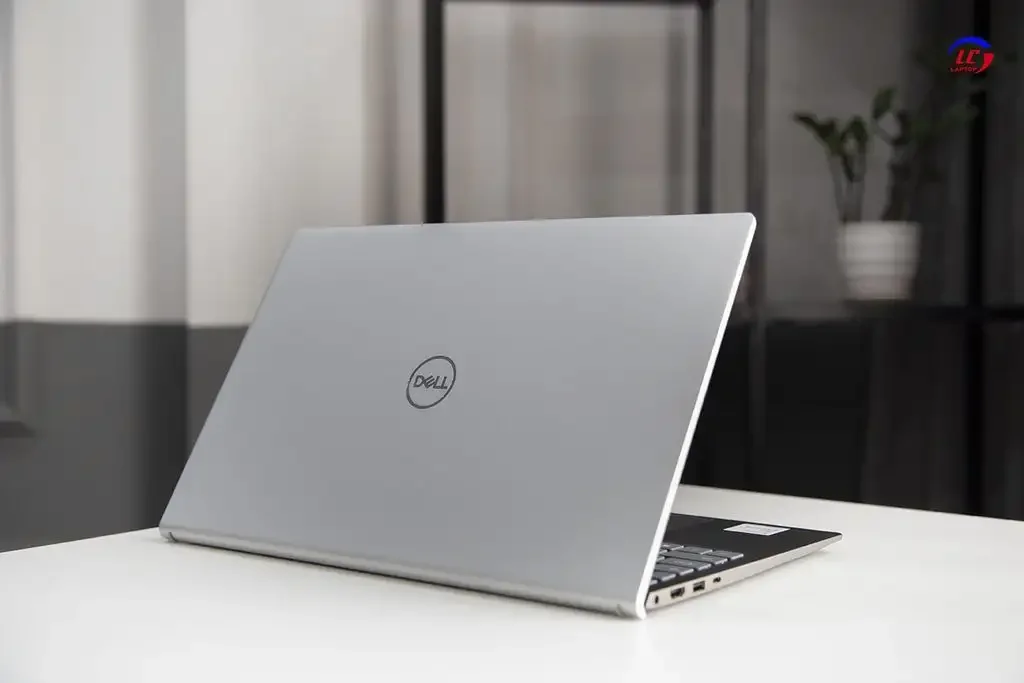 Mới 100%] Dell Inspiron 5515 TRẮNG BẠC, chip 12 luồng {Ryzen R5-5500U, Ram 8G, SSD 256G , VGA RX Vega 7, Màn 15.6 inh Full HD IPS} Ultrabook đa nhiệm, lập trình, đồ họa siêu khủng