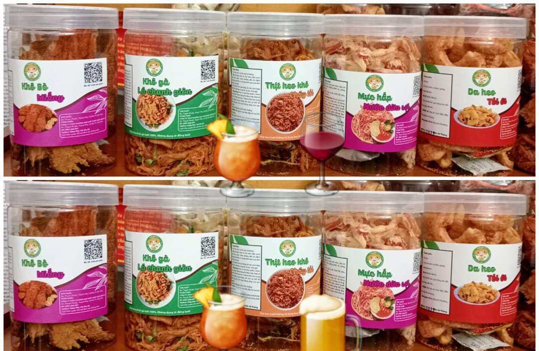 Combo 5 món ăn vặt ( khô bò miếng, khô gà lá chanh, khô heo chay tỏi, mực soi hap nuoc dừa, da heo tỏi ớt )