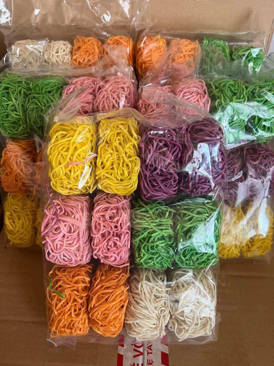 Mì rau củ màu tự nhiên túi 500g