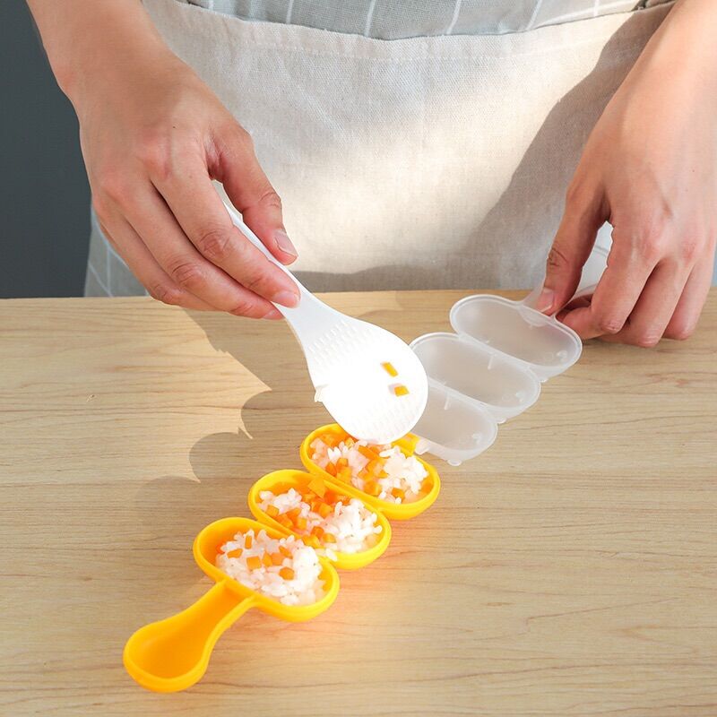 Khuôn Lắc Cơm Cho Bé Ăn Dặm