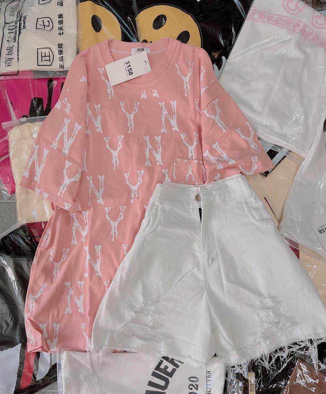 Set bộ áo phông mix quần jean rách NY