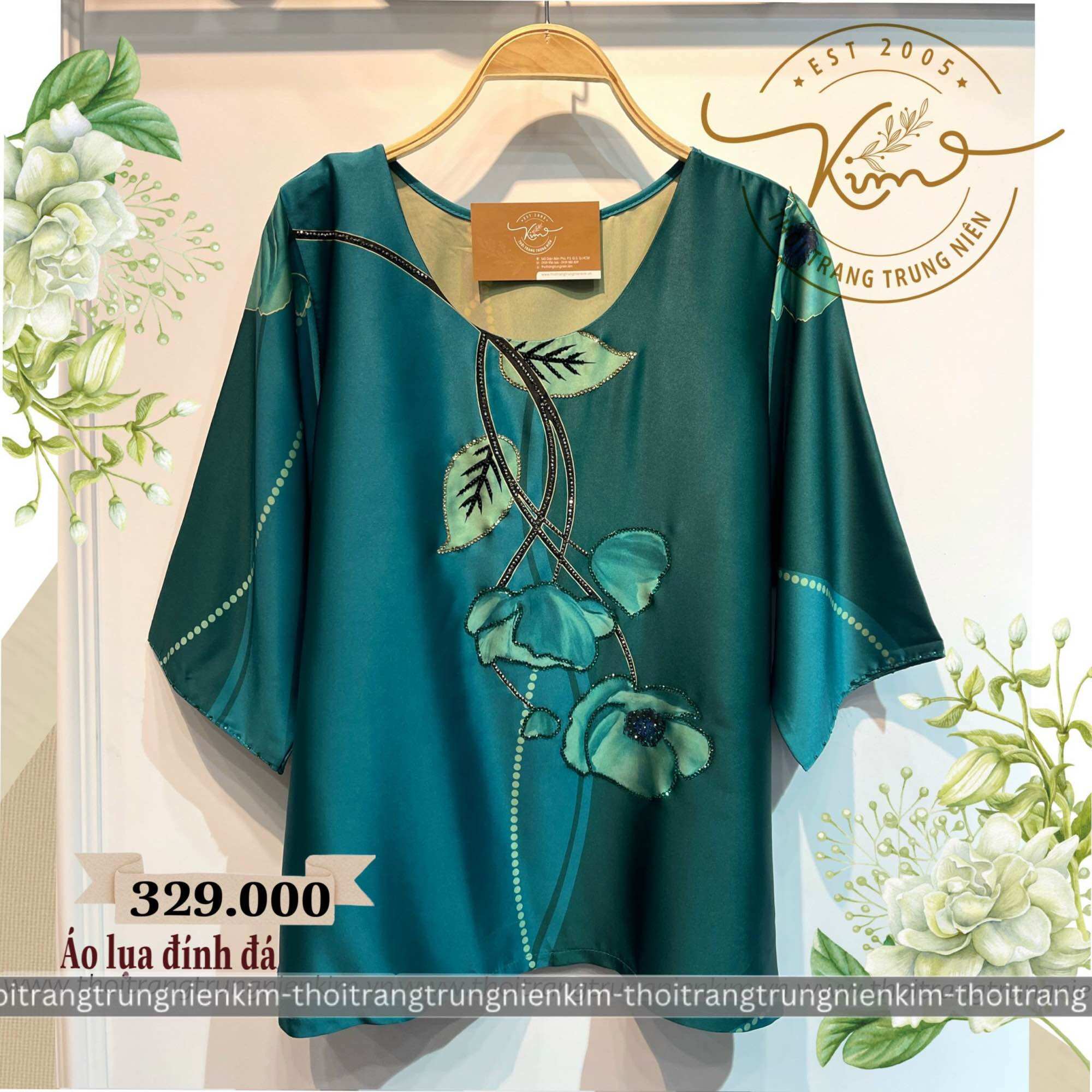 Set áo lụa phối màu hoạ tiết cành hoa đính đá phối quần tây phù hợp với mọi lứa tuổi