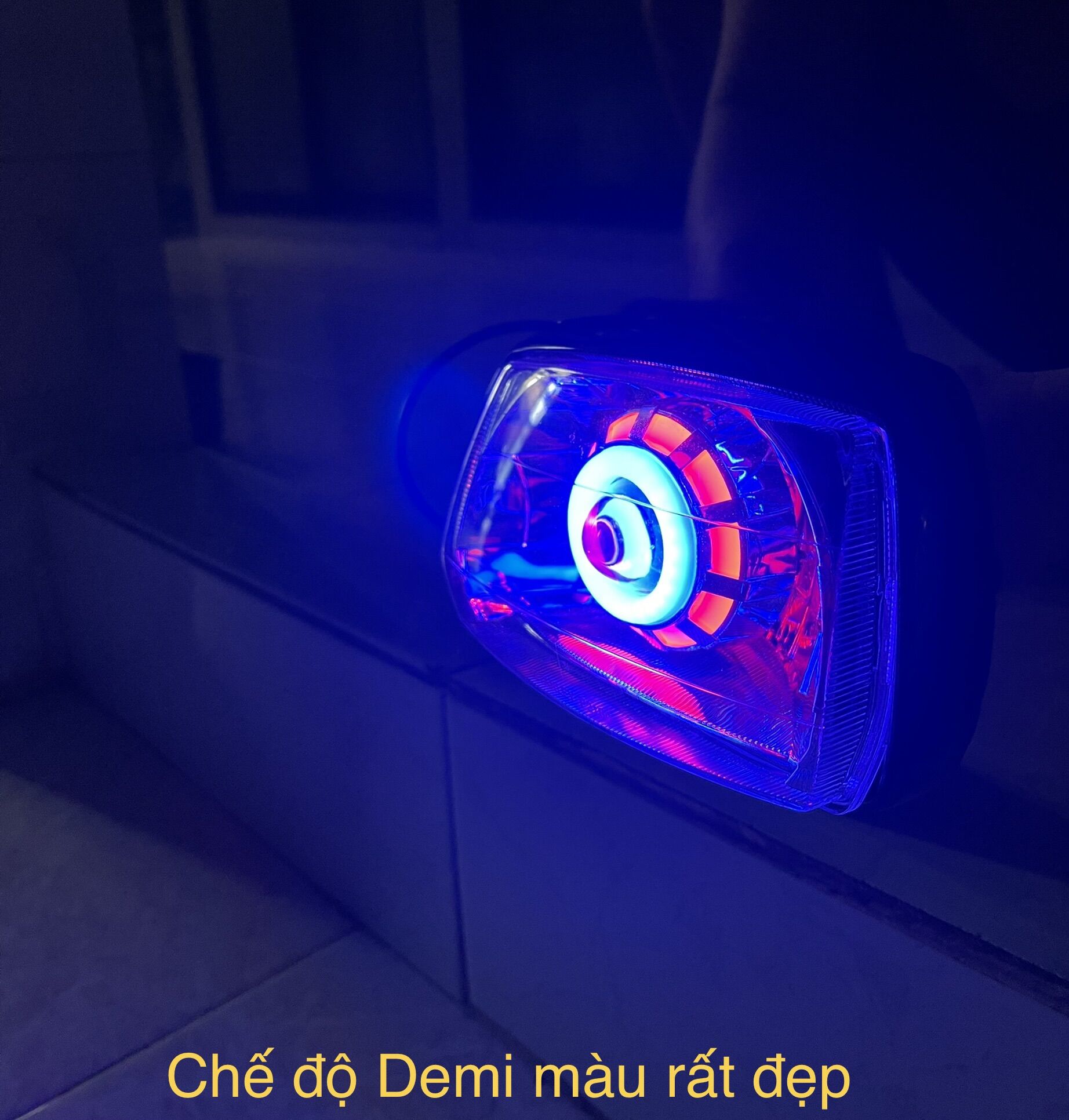 Đèn Pha Led siêu sáng gắn cho xe Wave  ,Dream, Sirius rất đẹp