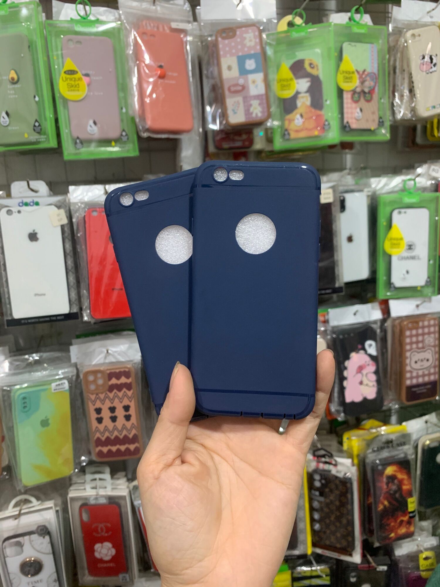 Ốp iphone 6 , 6s nhỏ 4.7 inch mầu xanh tím than