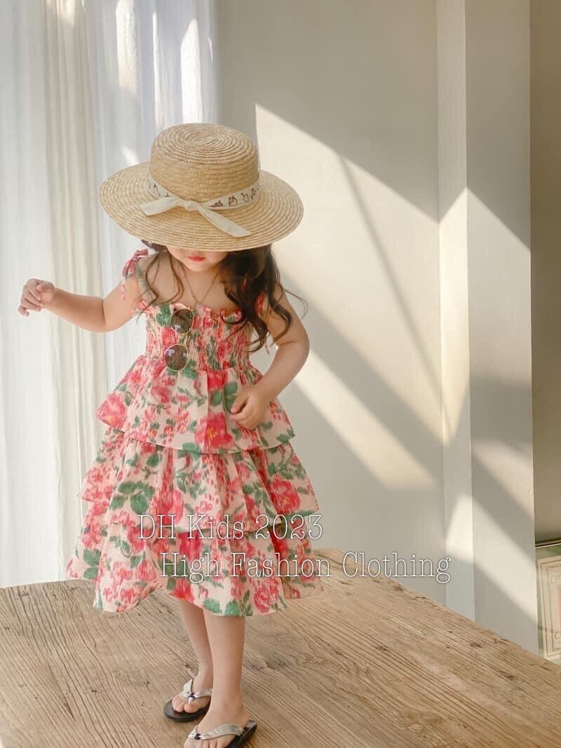 Váy hoa tặng kèm mũ cho bé gái 12-25kg