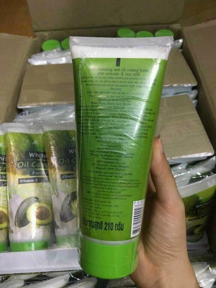 SỮA RỬA MẶT BƠ THÁI LAN 210ML