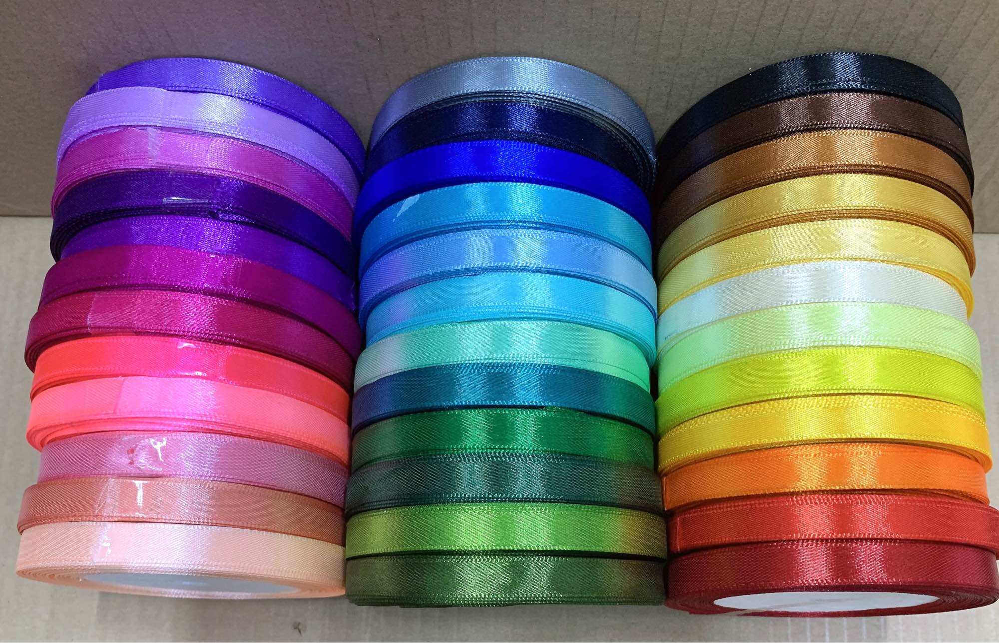 Ruban satin 1cm.