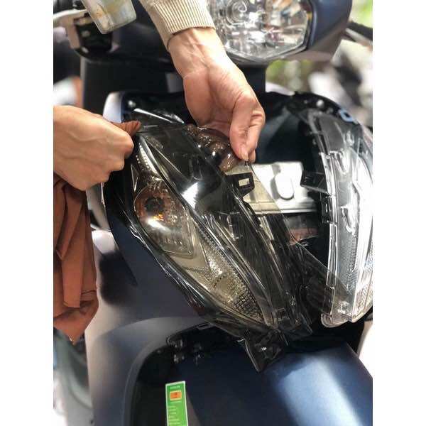 Decal đen khói chuyên dán đèn ô tô, xe máy....