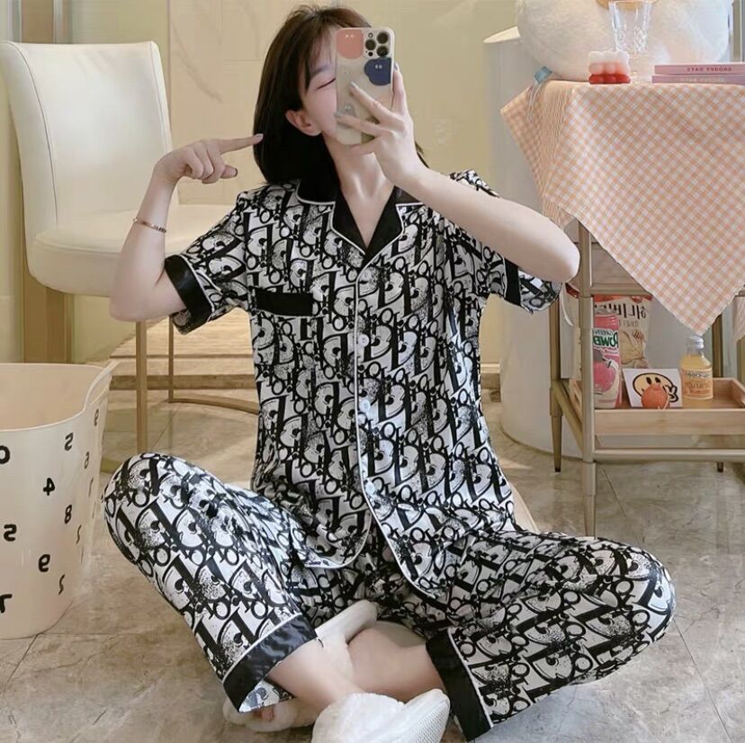 Đồ bộ pijama nữ lụa gấm cao cấp mềm mịn cộc tay họa tiết sang chảnh